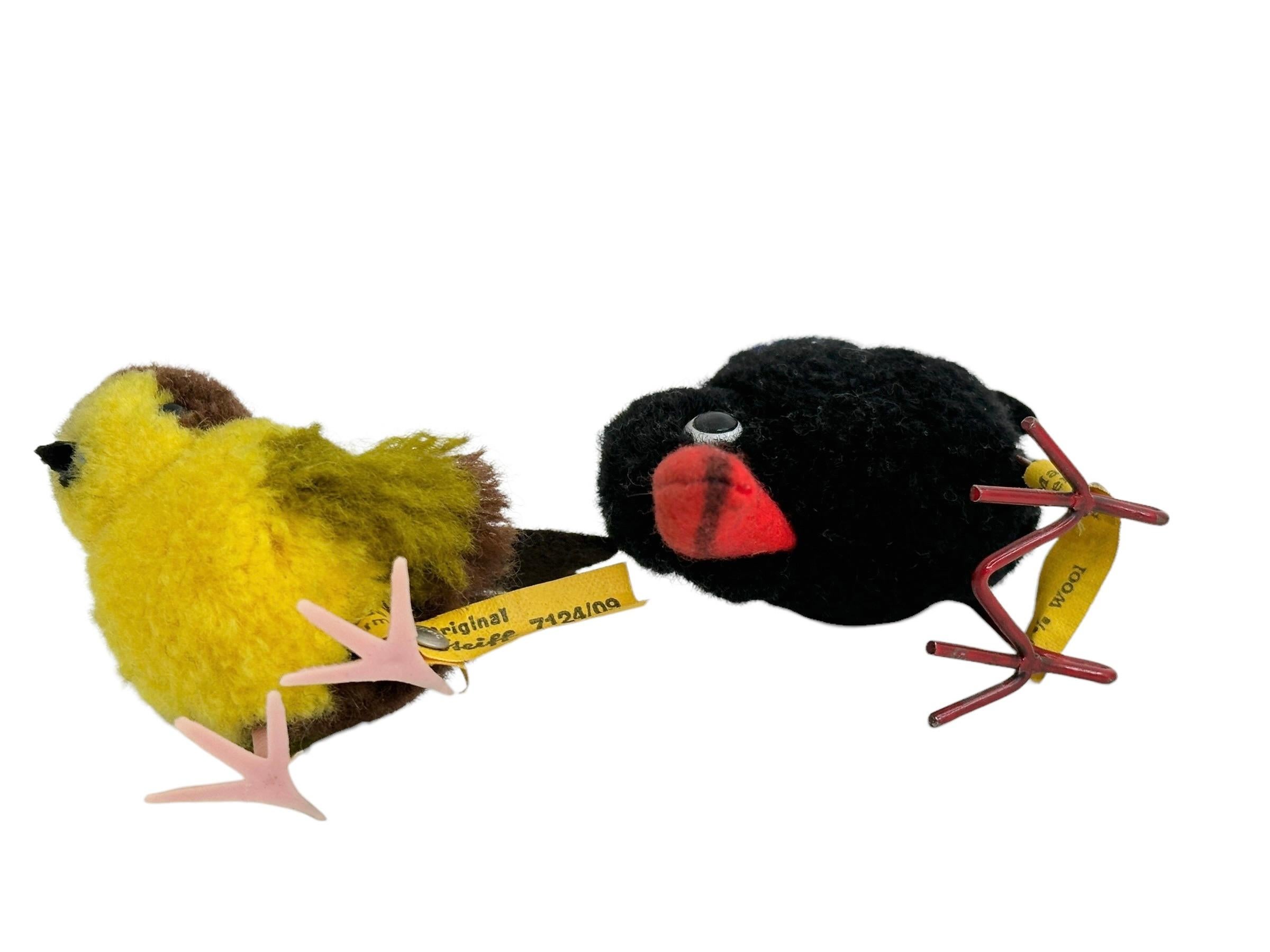 Zwei Vintage Steiff-Tierwoll-Vogel-Miniaturen, 1960 - 1970er Jahre Vintage Deutsches Vintage-Spielzeug im Angebot 1