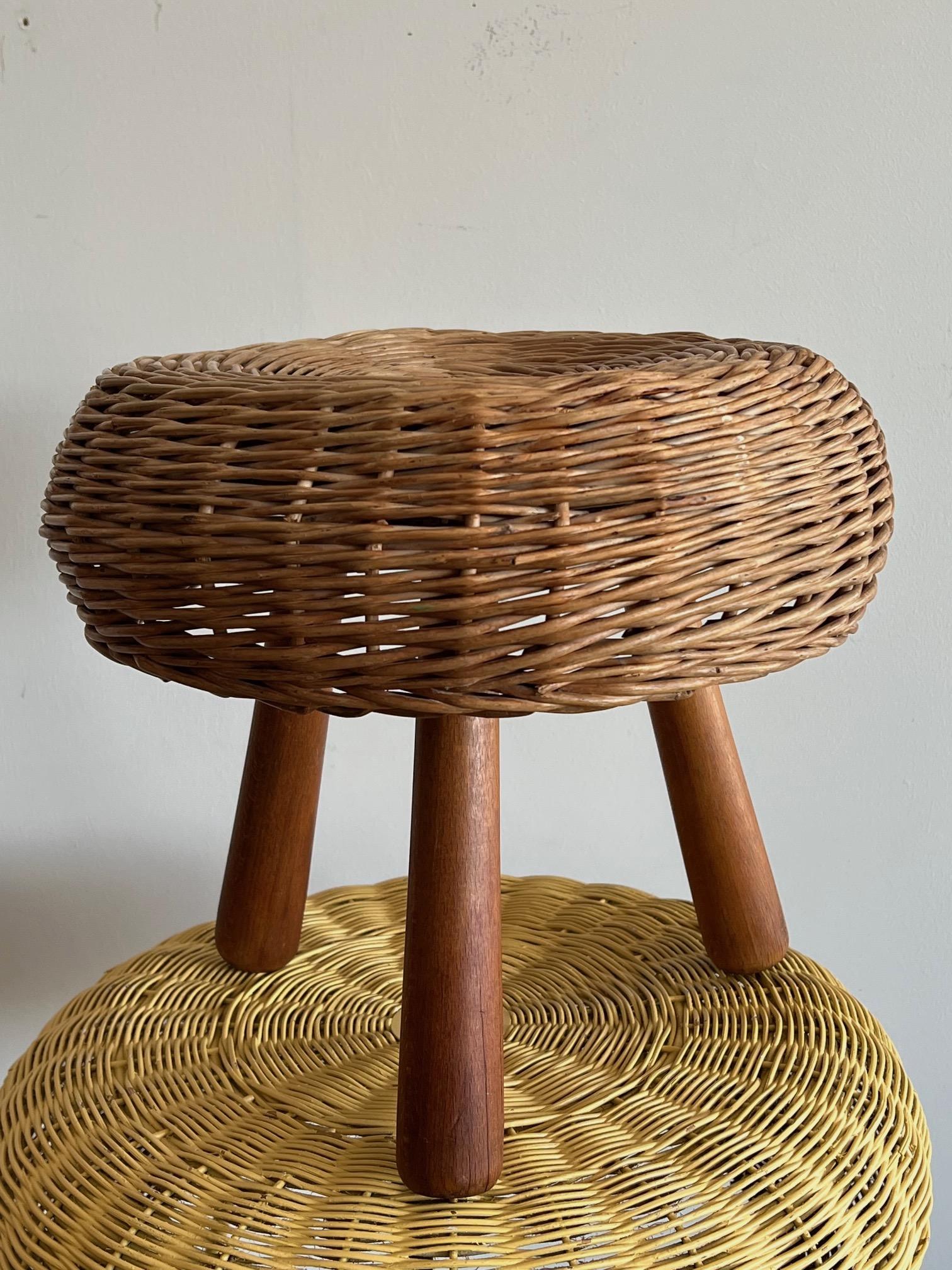 Two Vintage Wicker Stools For Sale 4