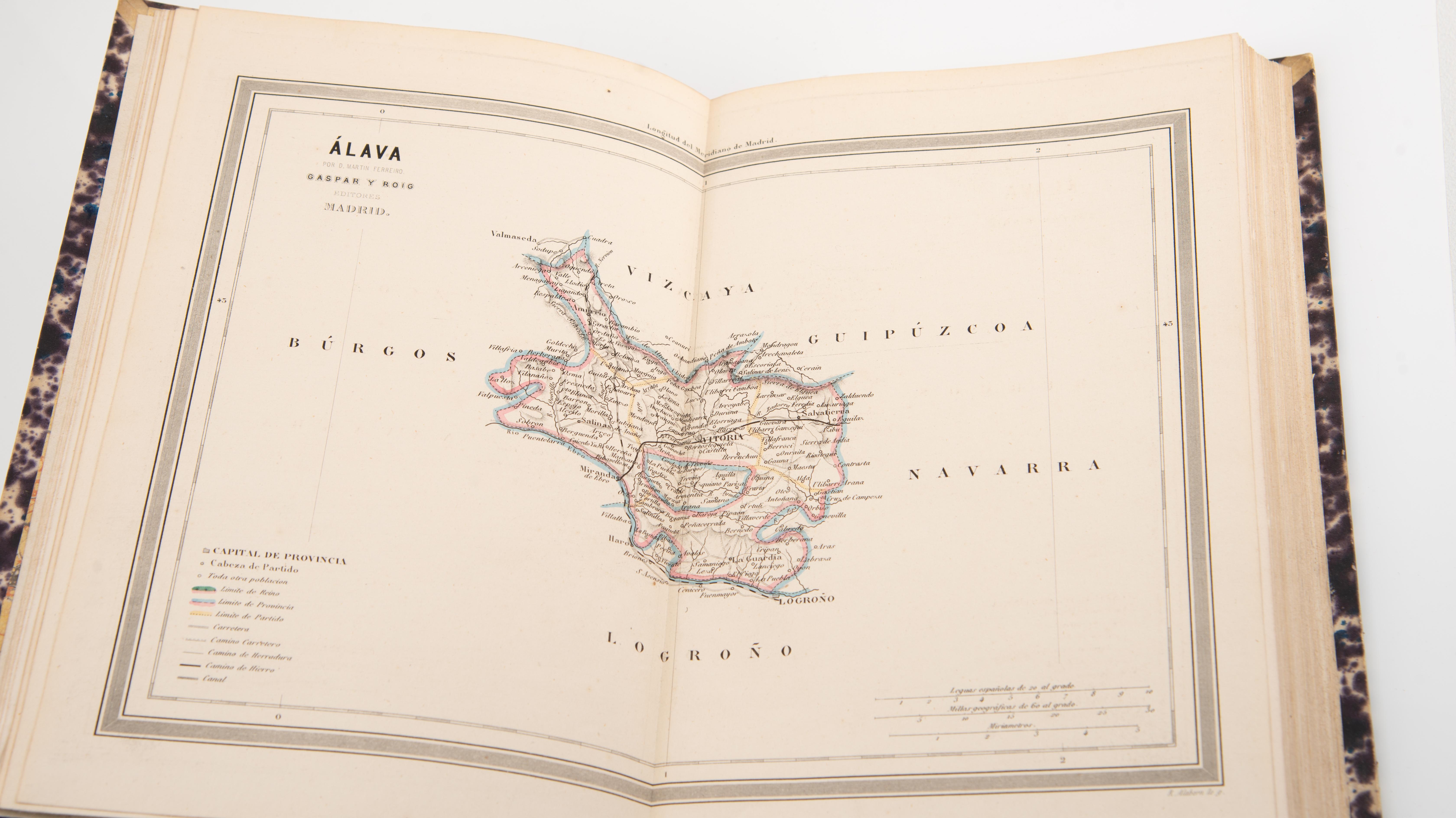 Deux volumes : Atlas géographique de l'Espagne (...) et Dictionnaire général... en vente 1