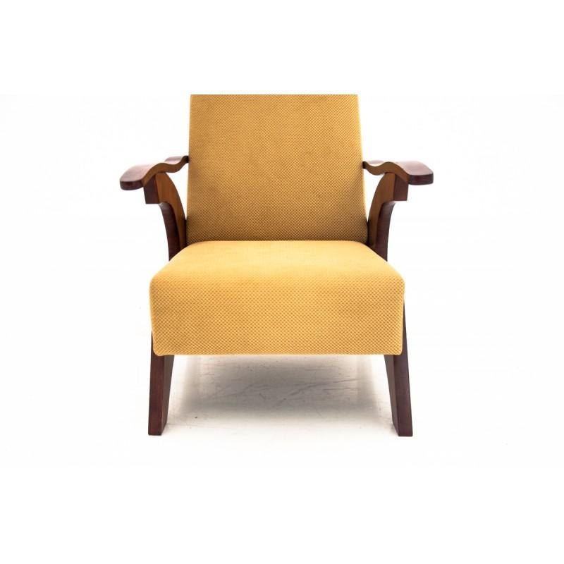 Two Walnut Art Deco Yellow Armchairs, 1950 In Good Condition In Chorzów, PL