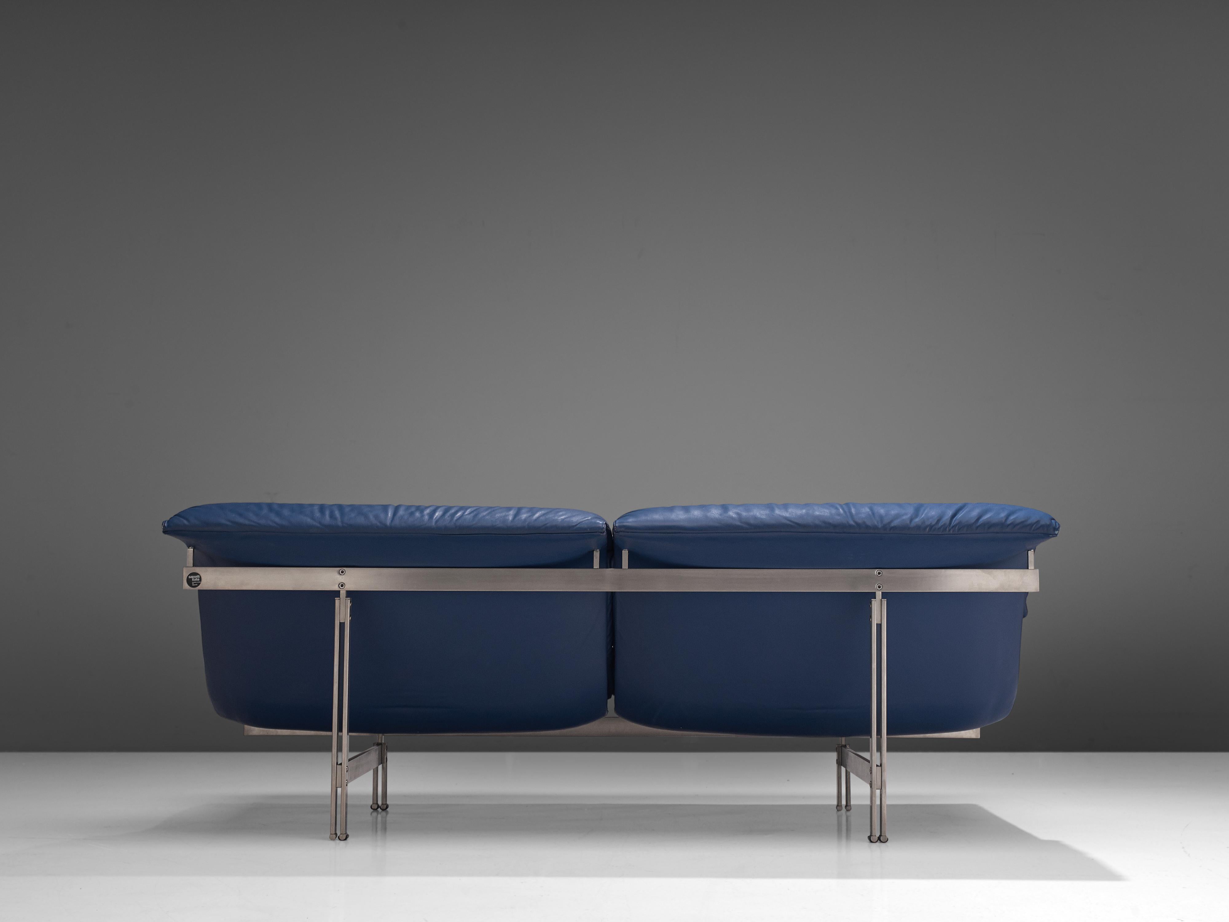 Giovanni Offredi for Saporiti Pair of 'Wave' Sofas in Sapphire Blue Leather  1