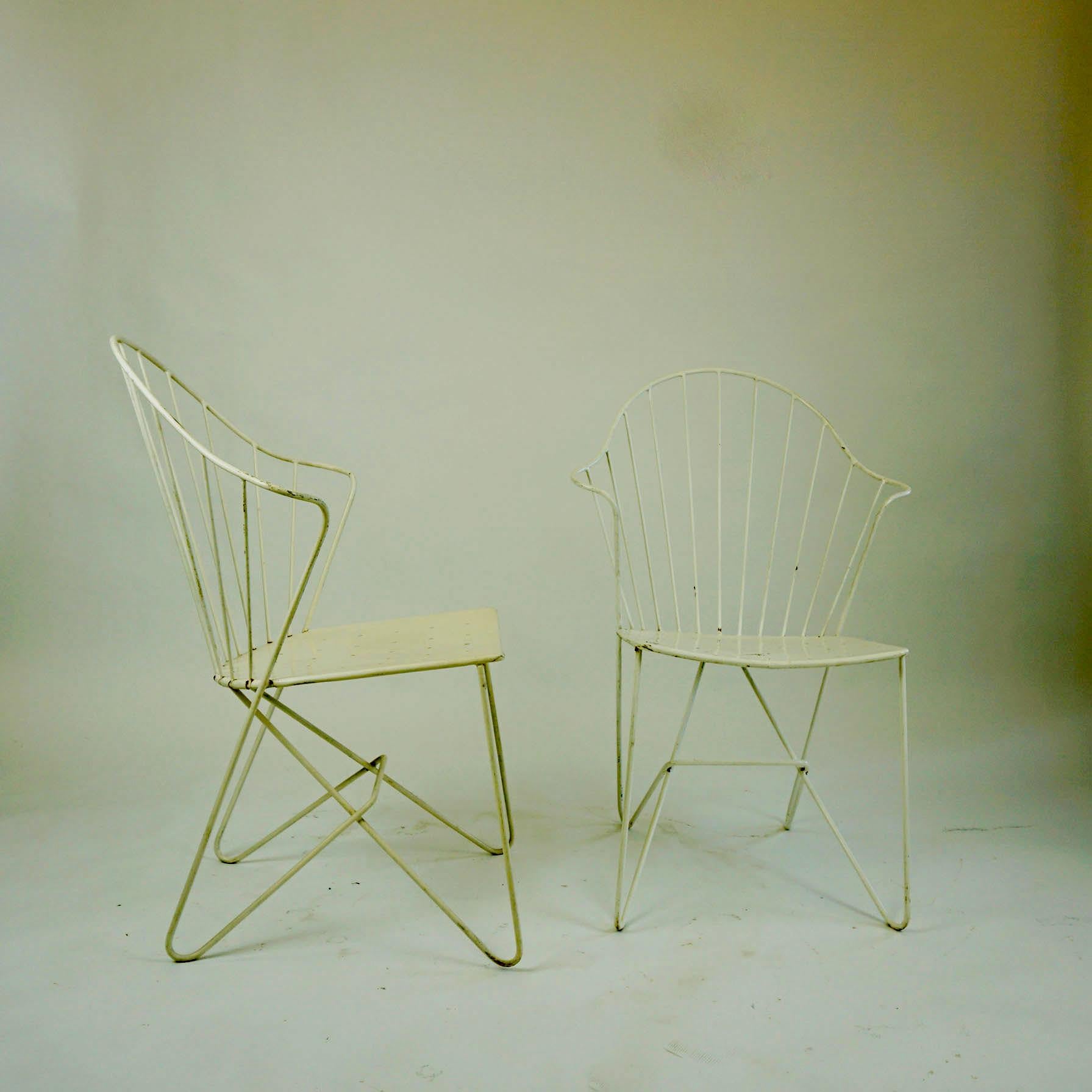 Two white Austrian Midcentury Wire Sonett Astoria Chairs 5