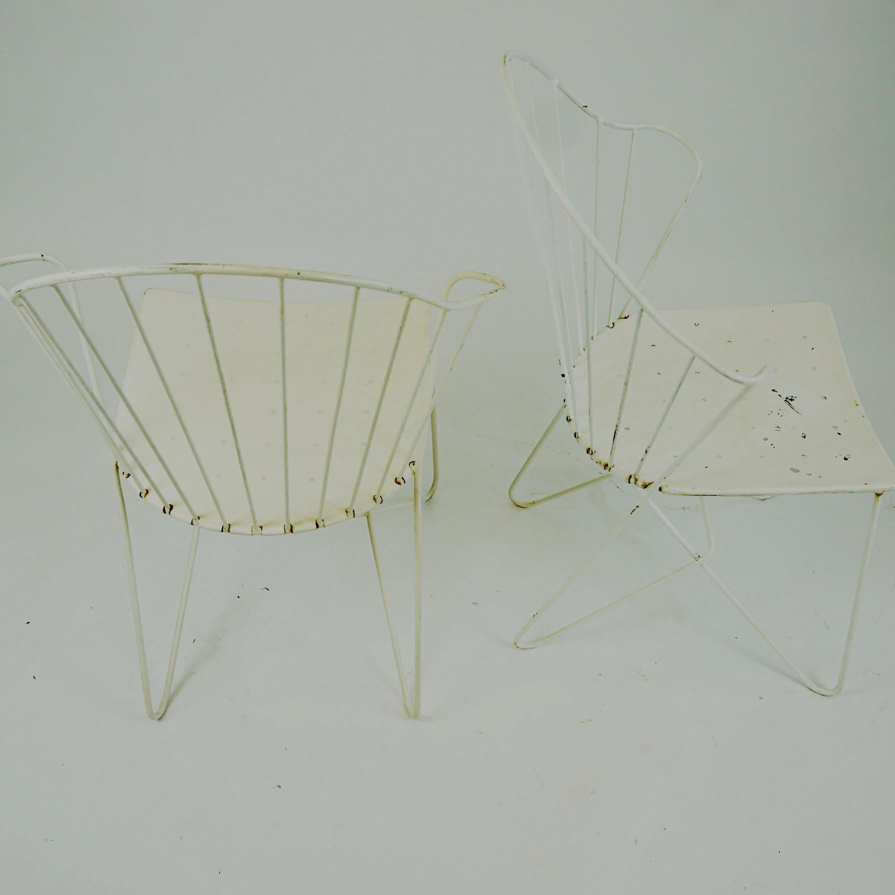 Two white Austrian Midcentury Wire Sonett Astoria Chairs 3