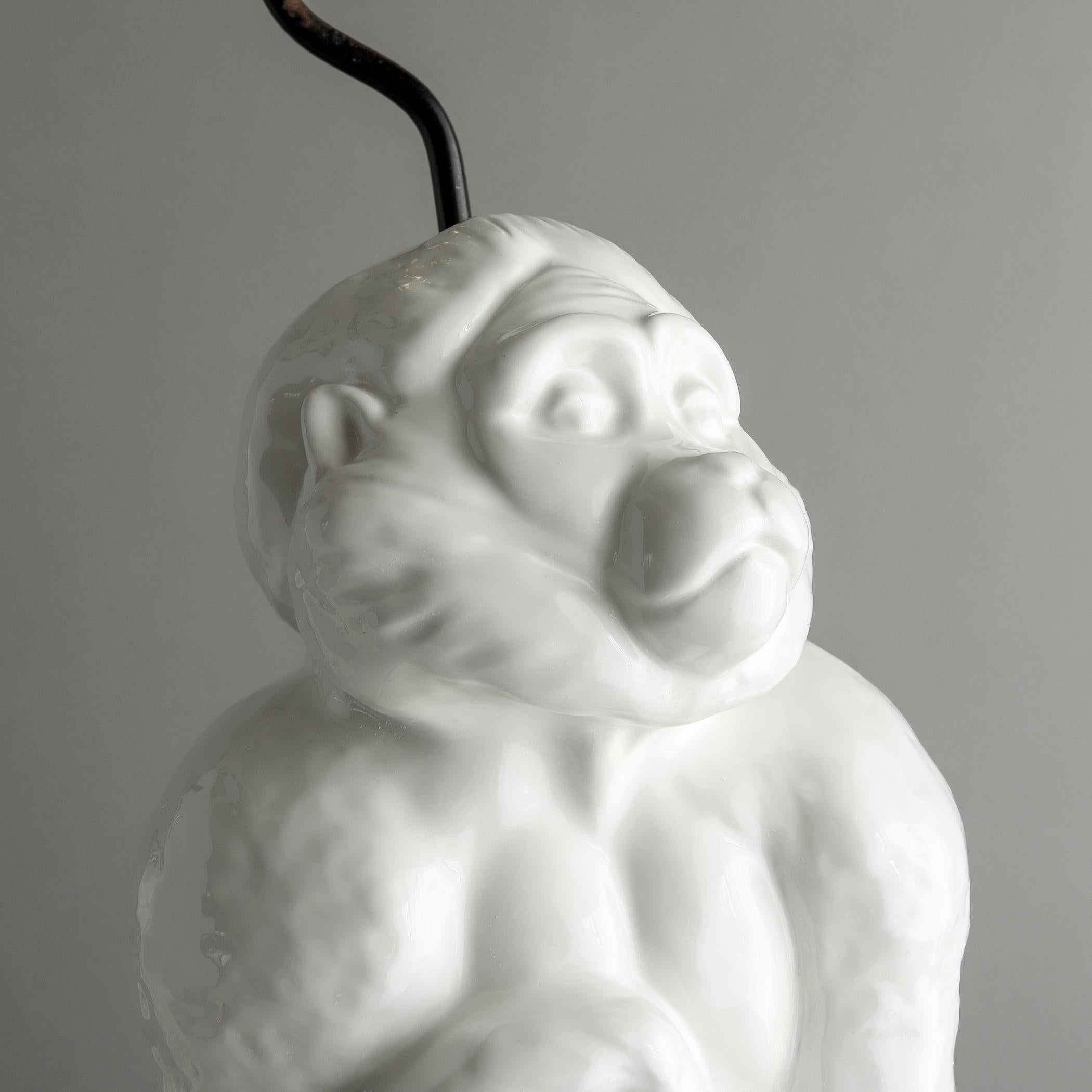 Two White Ceramic Monkey Lamps, Seated Chimp Greenspan Hollywood Regency, 1970s For Sale 5