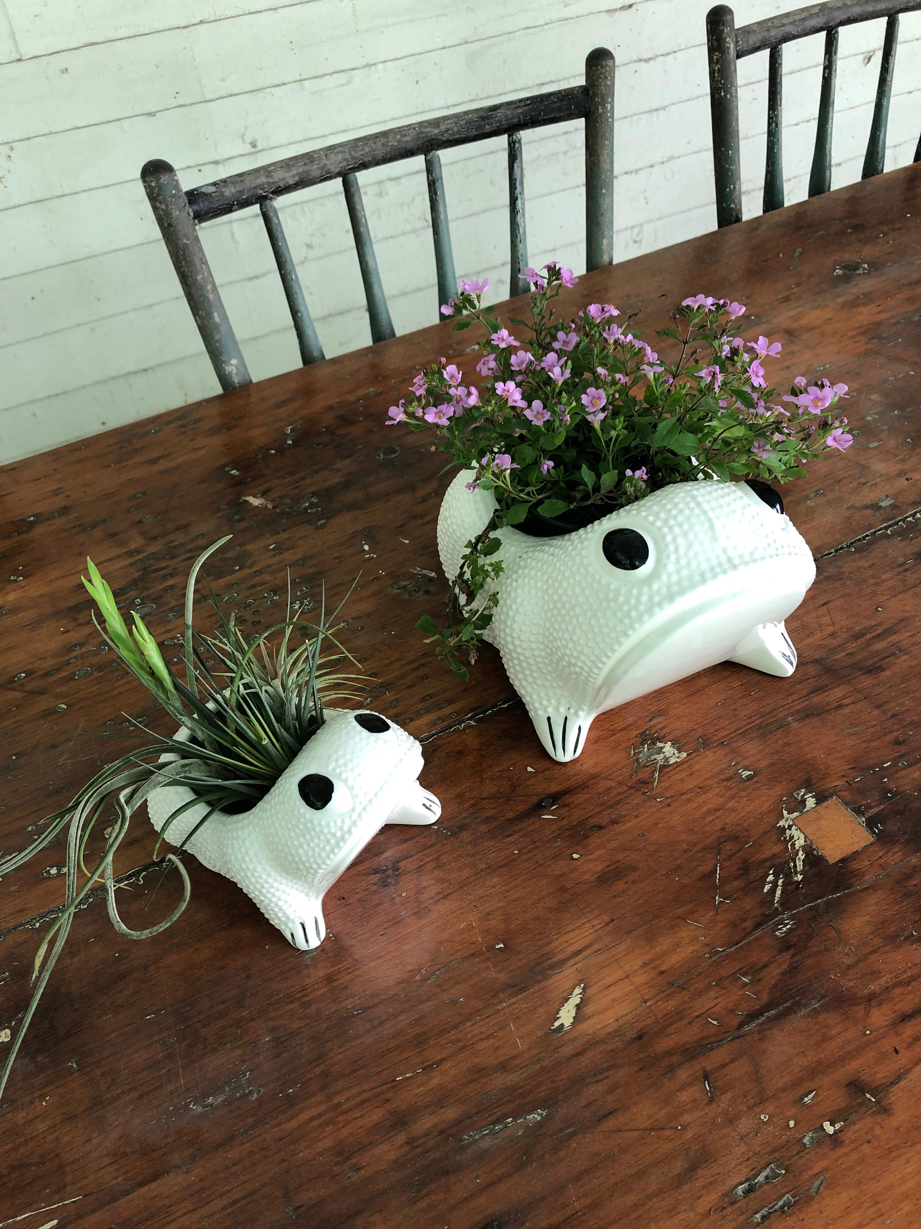 Chinoiserie Two White Toad Form Porcelain Planters