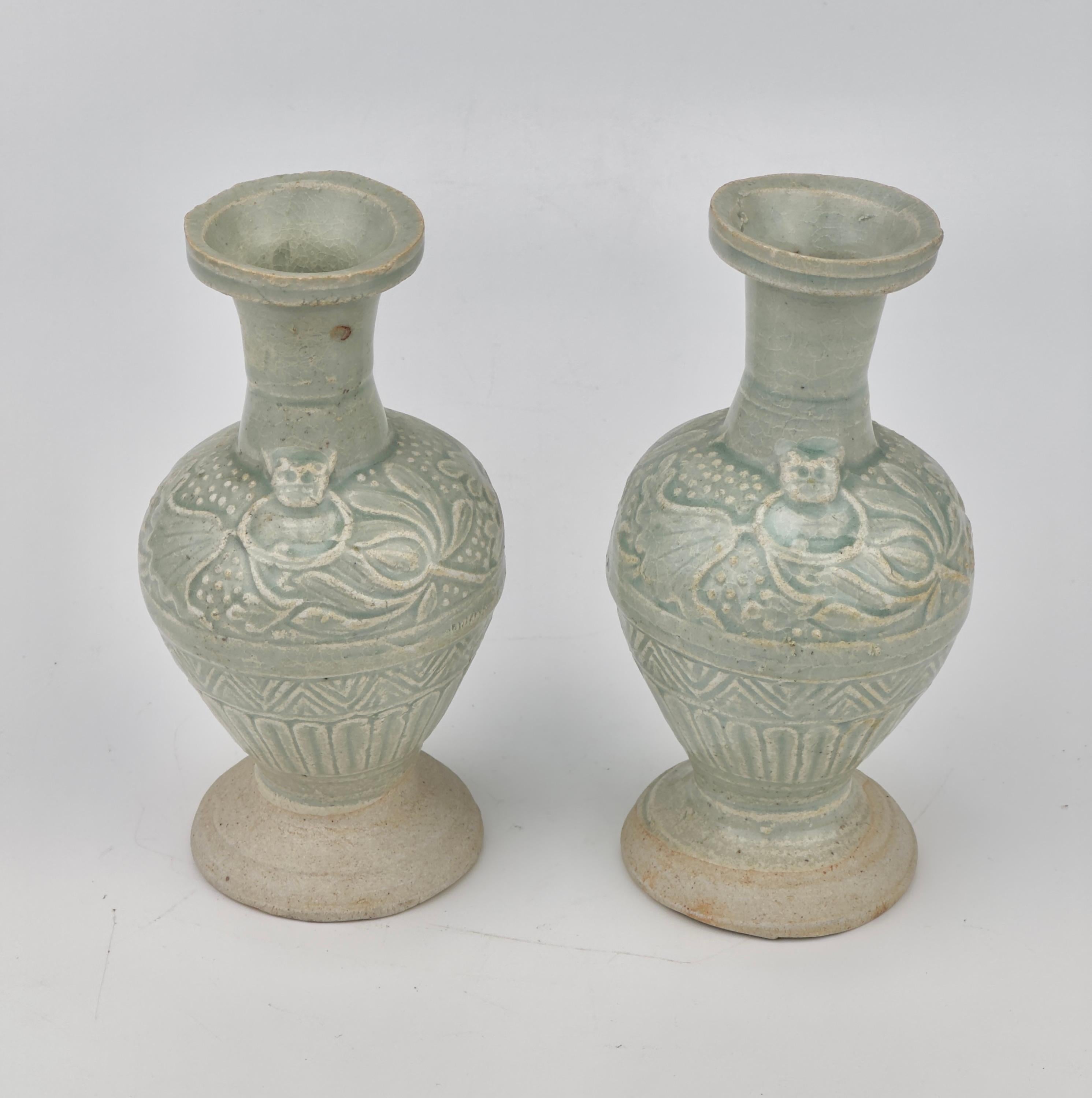 Glazed Two white ware vases with flower design, Yuan Dynasty, 14th century For Sale
