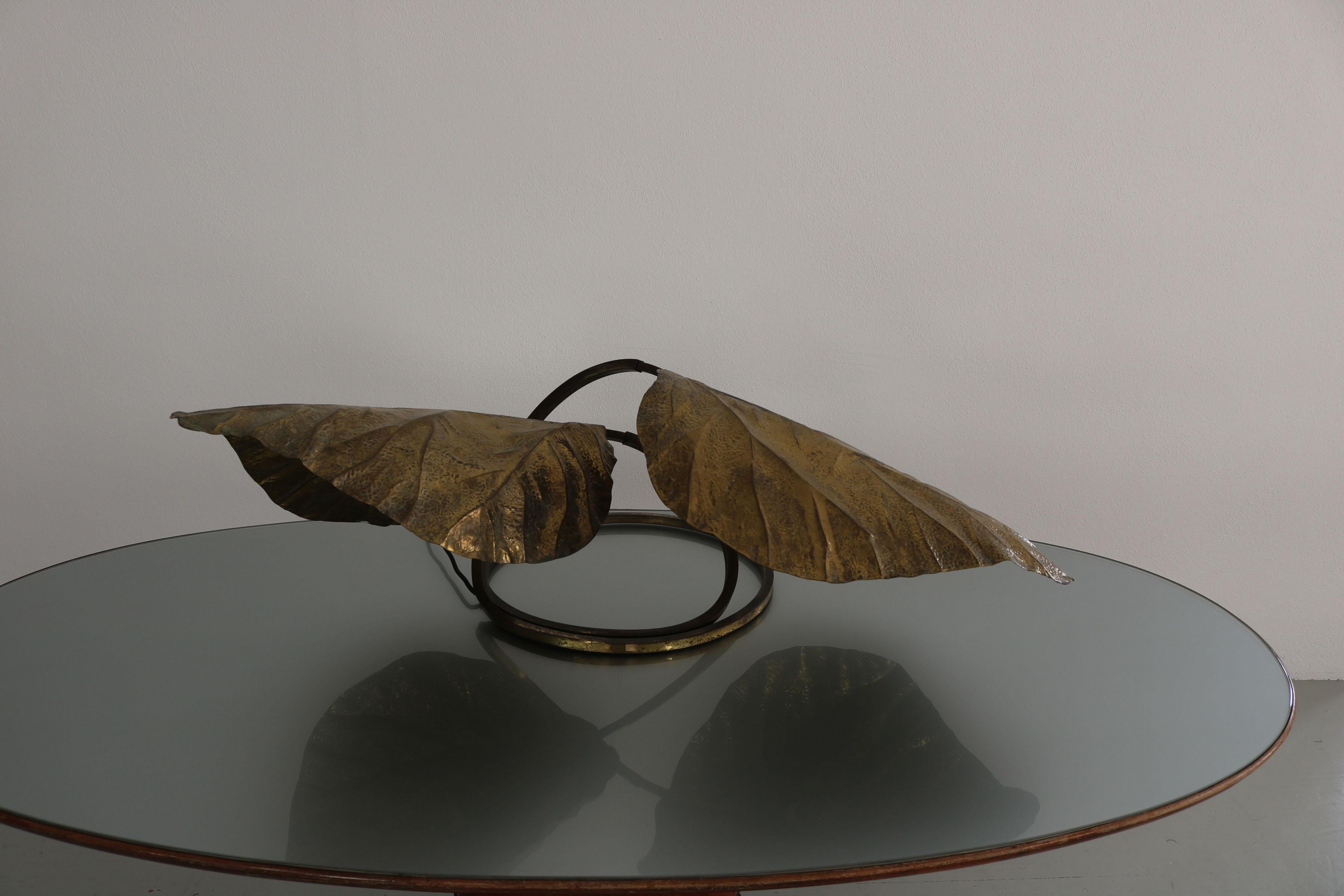 Two-Wing 'Rhubarb' Table Lamp by Tommaso Barbi for Carlo Giorgi In Good Condition In Wolfurt, AT