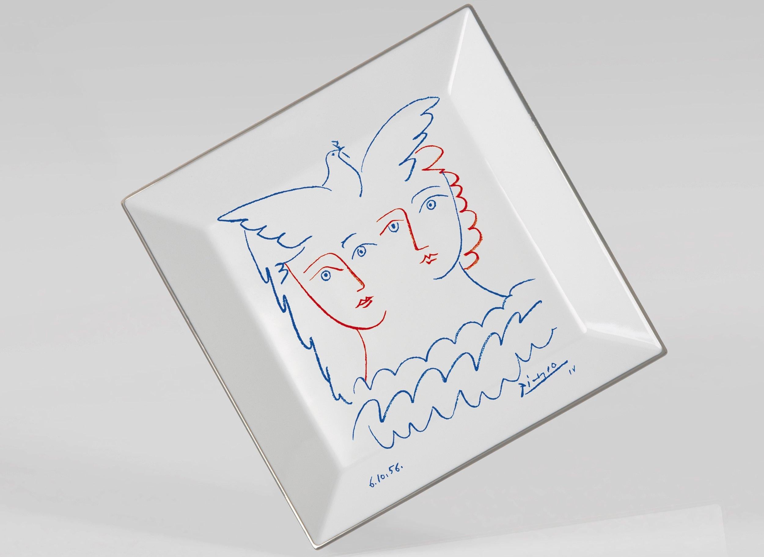 Two Women with Dove Plate after Pablo Picasso In Excellent Condition In Jersey City, NJ
