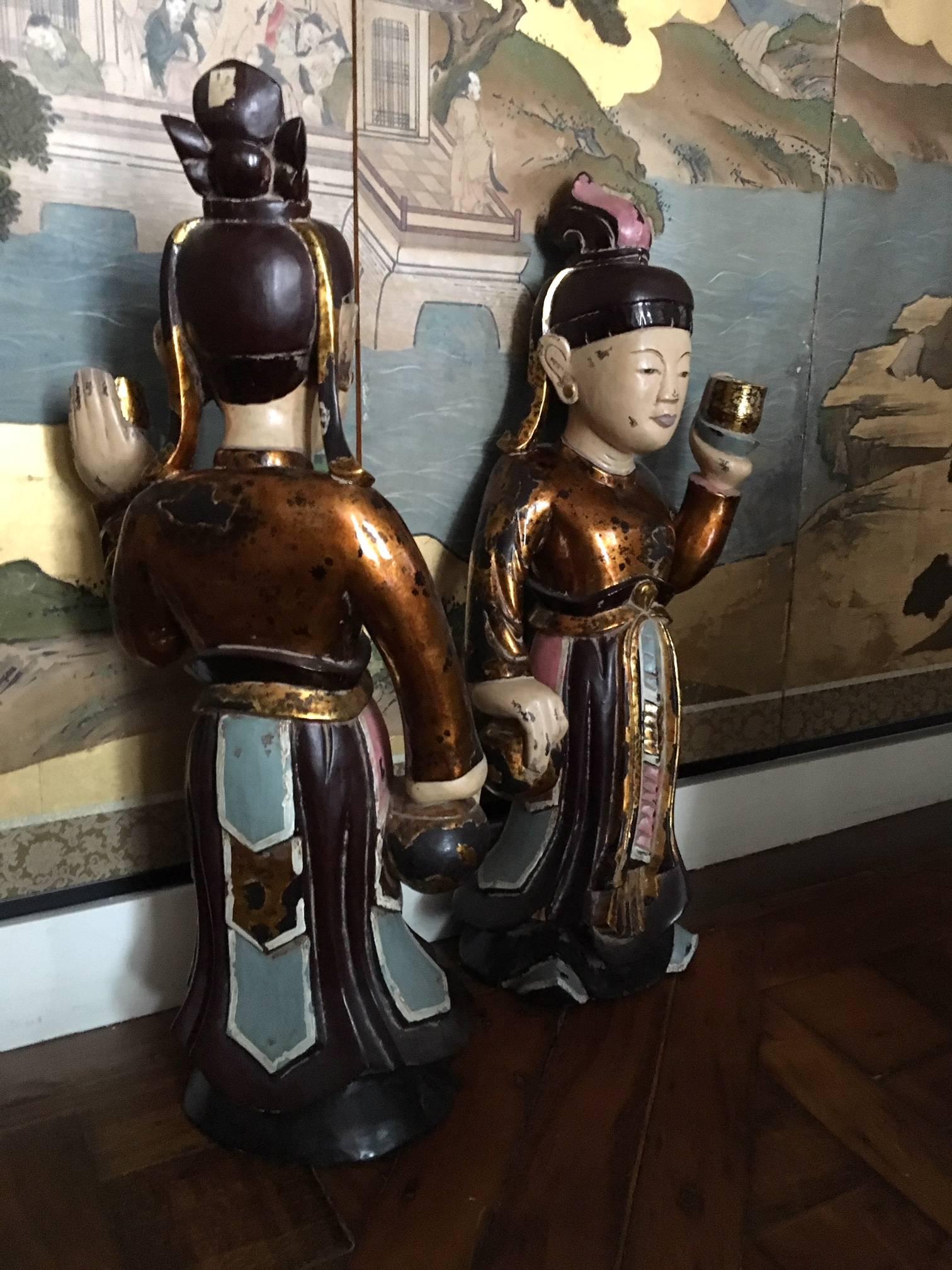 Archaistic Two Wooden Sculptures of Worshipers, Vietnam For Sale