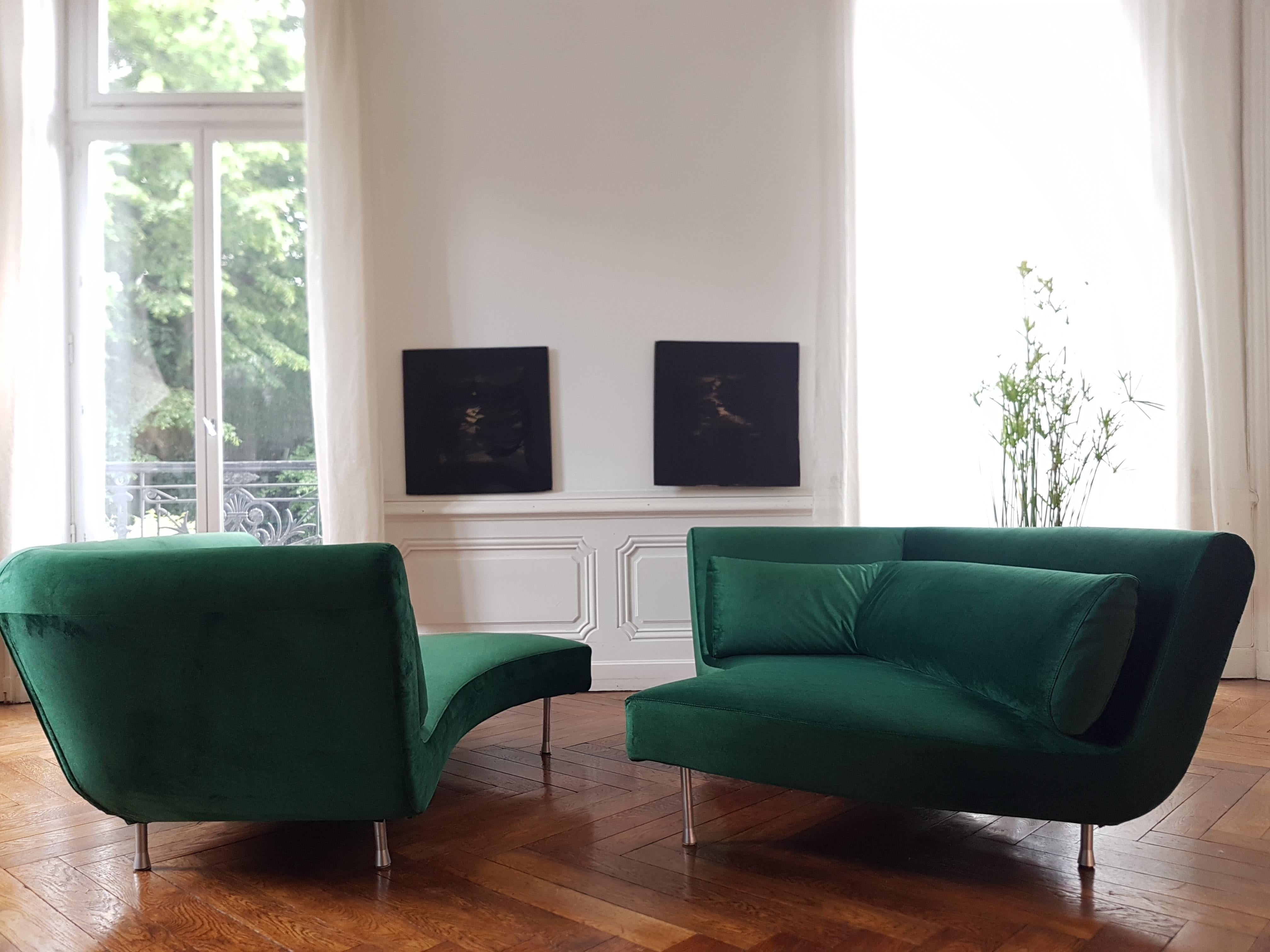 Zwei Yang-Sofa im Sofadesign von Francoi Boucher Cinna, Ecksofa (Synthetik) im Angebot