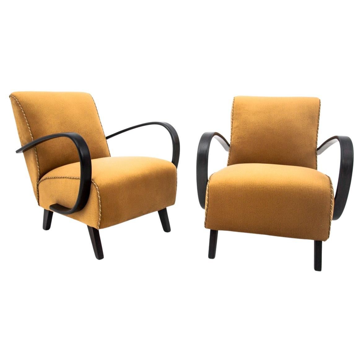 Deux fauteuils vintage jaunes de J. Halabala, Tchécoslovaquie, années 1930