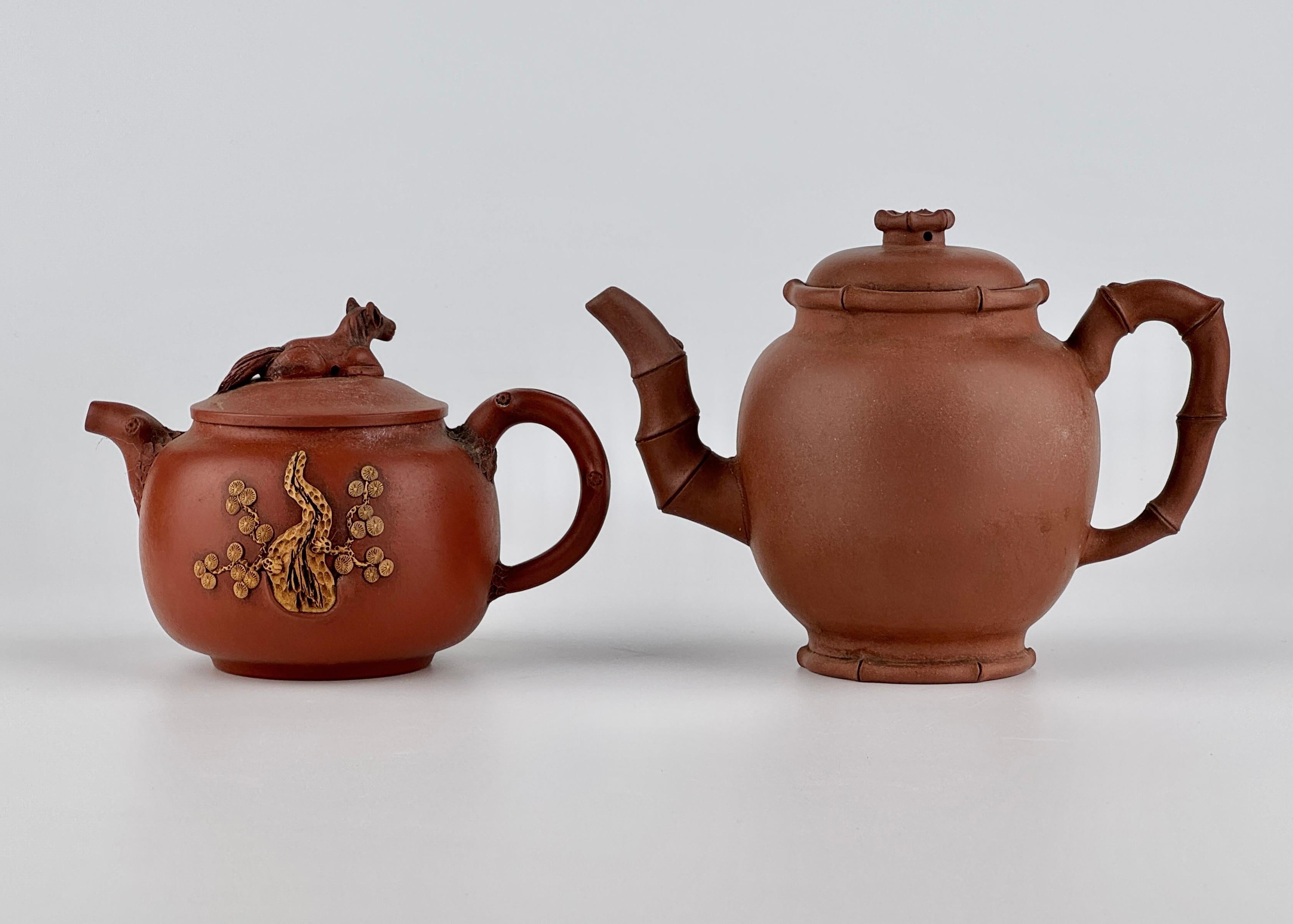 Two Yixing Zisha Teapots and Covers In Good Condition For Sale In seoul, KR