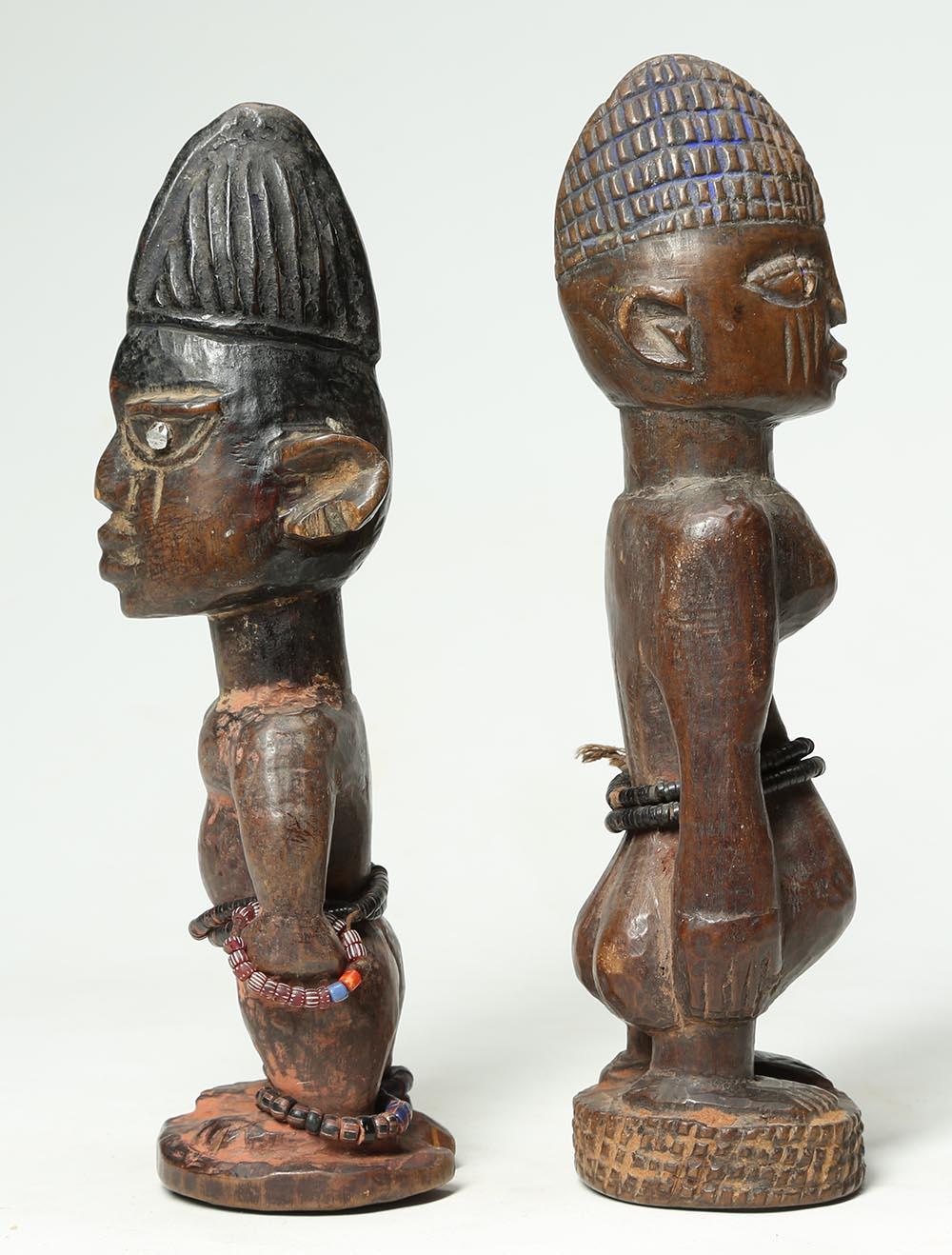 Two Yoruba Tribe twin Figures with Cowrie Cloaks, Nigeria In Good Condition For Sale In Santa Fe, NM