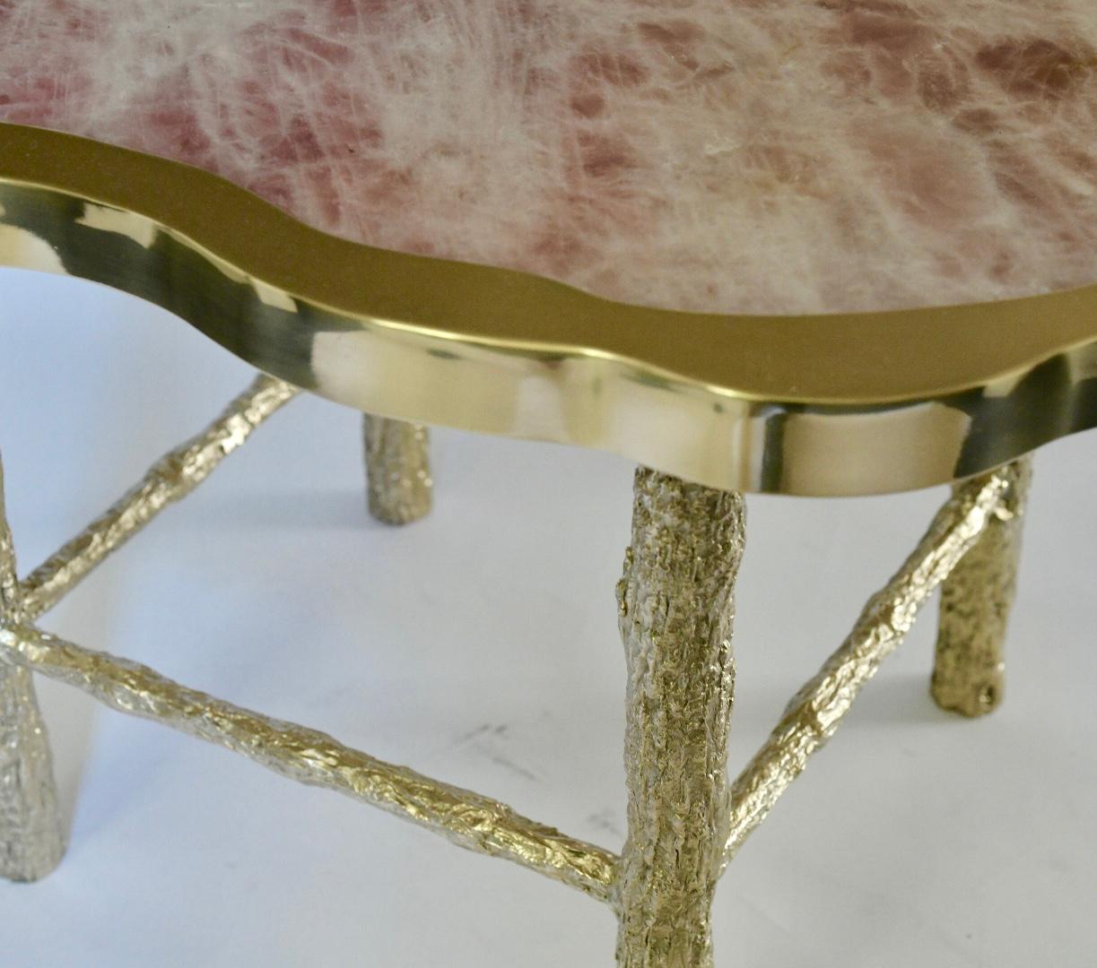 XXIe siècle et contemporain Table à cocktail en quartz et cristal de roche TWR de Phoenix en vente