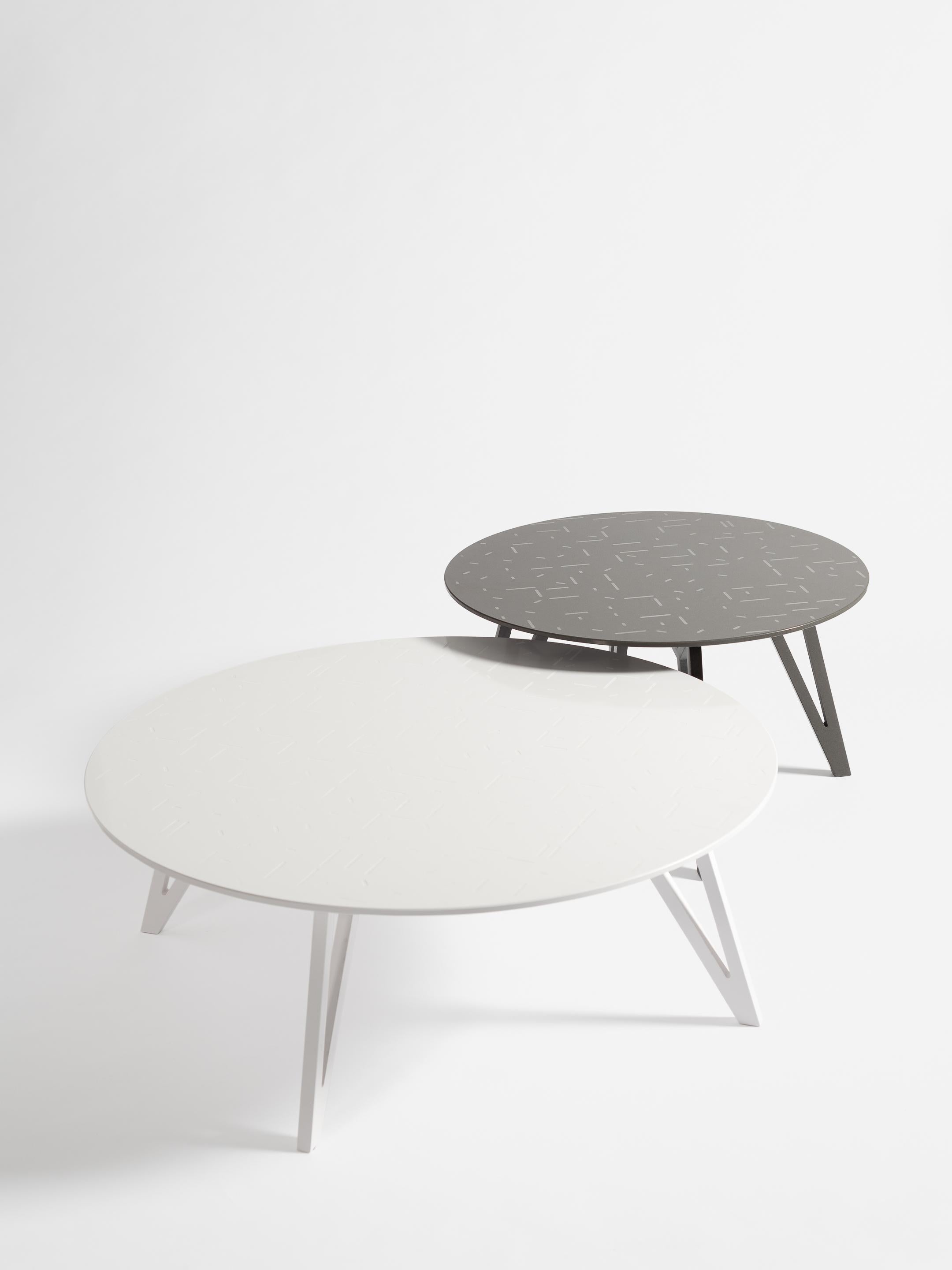 European 21st Century Modern Round Stone Composite Coffee Table in Graphite (Medium size) For Sale
