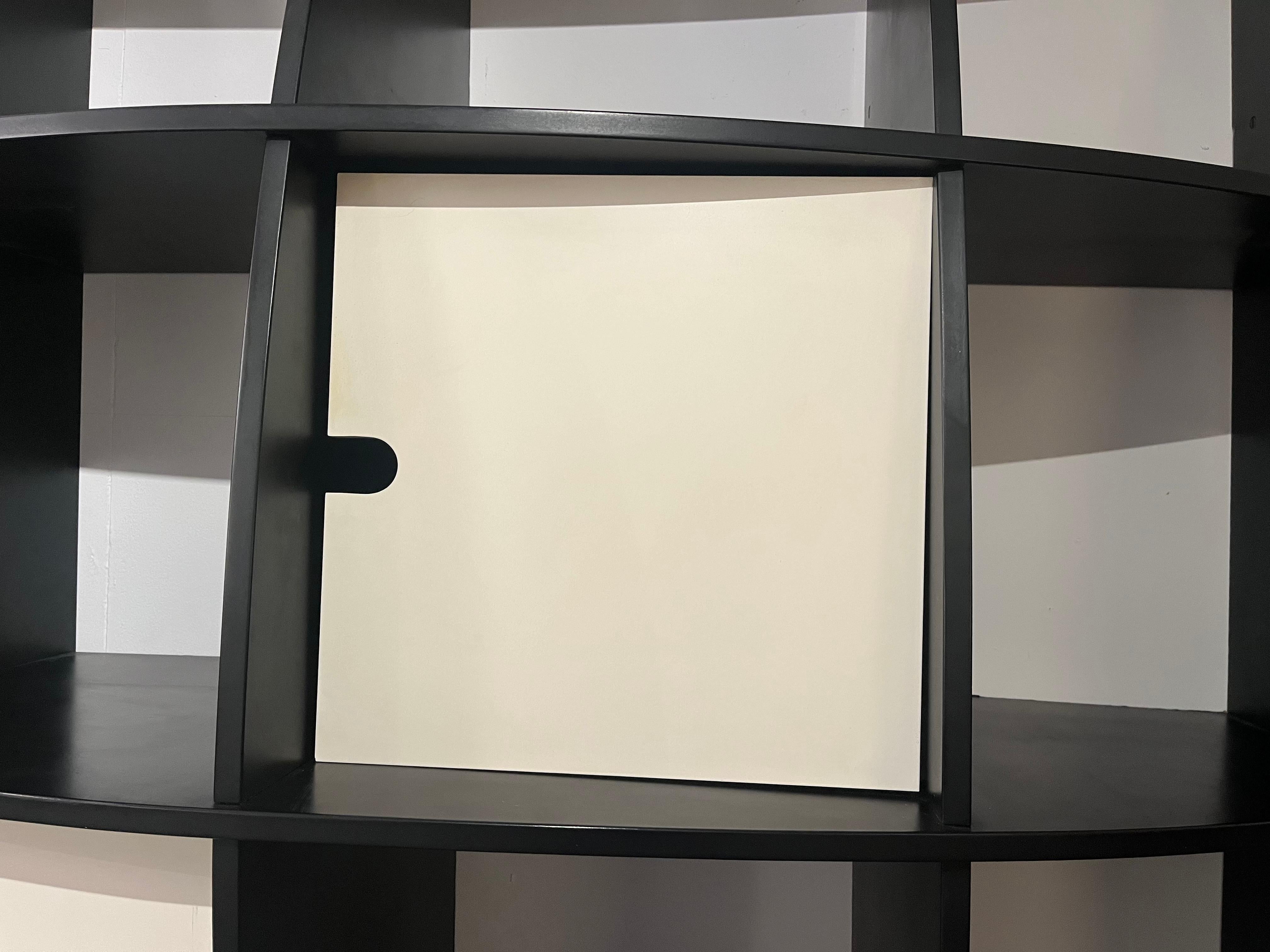 Wandschrank im Tyco-Stil von Manfredo Massironi für Nikol International – 1970er Jahre im Zustand „Gut“ im Angebot in Uccle, Bruxelles