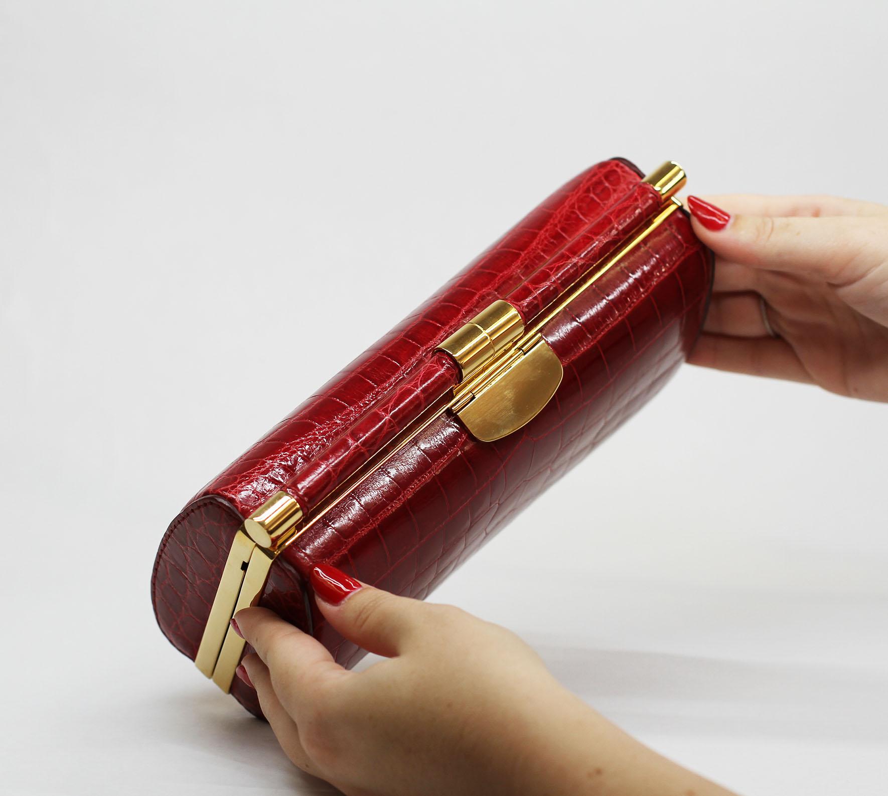 large red clutch