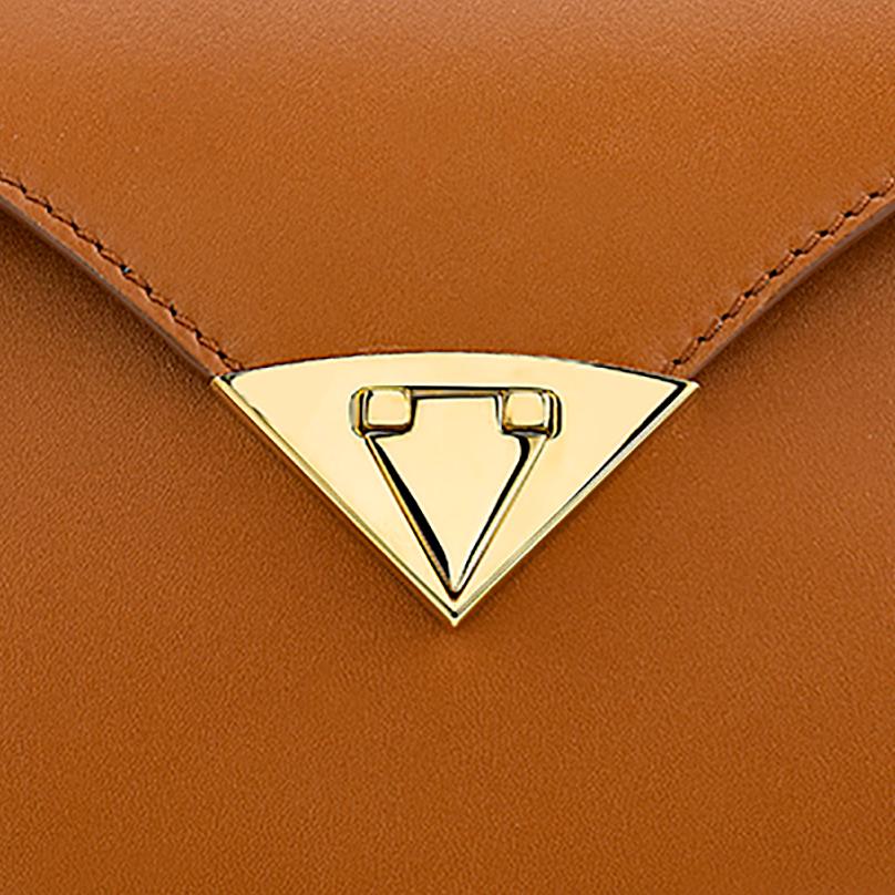 TYLER ELLIS LJ Handbag Cognac Leather Gold Hardware In New Condition In Los Angeles, CA