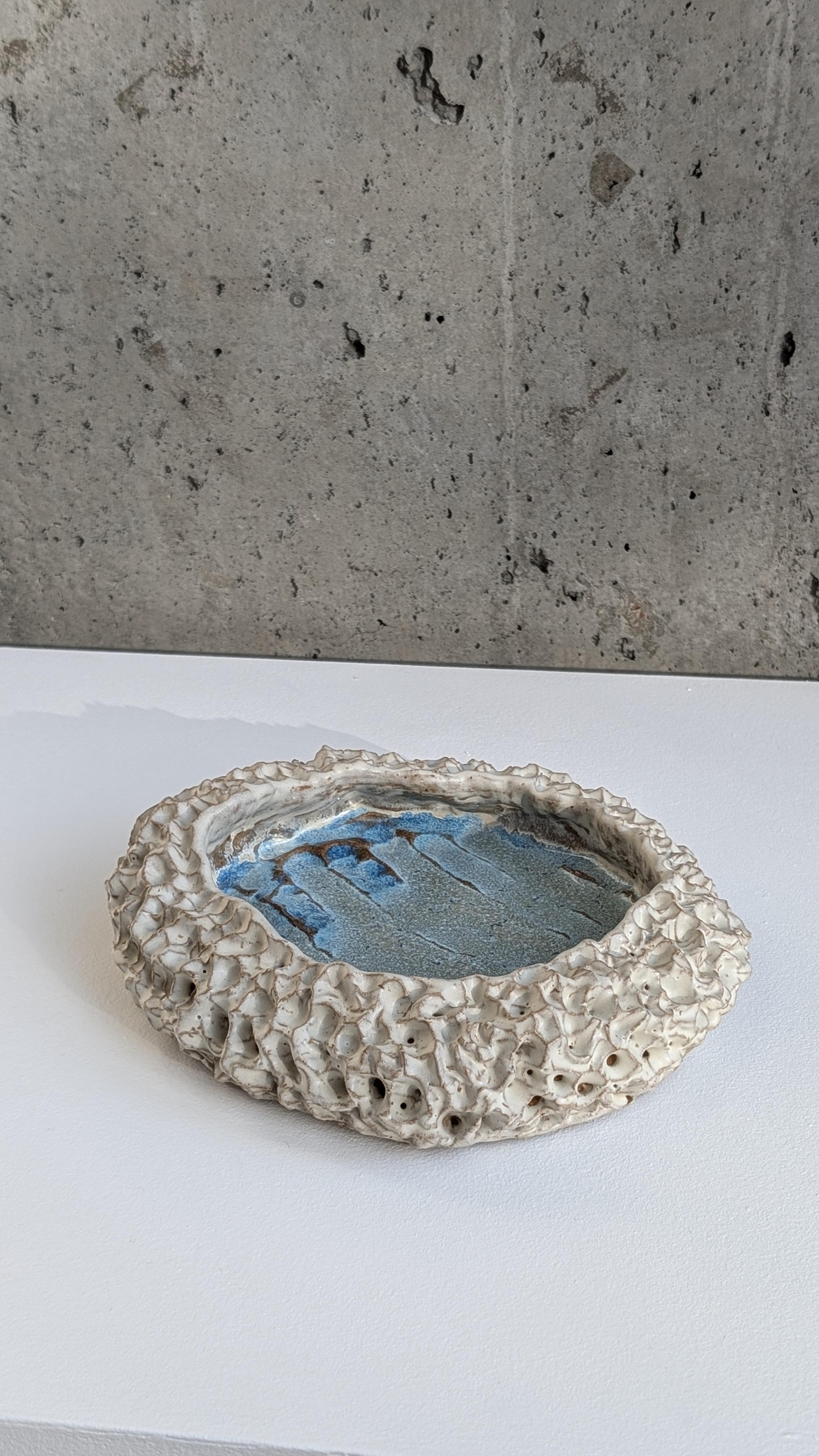 PNW Vessel 205 - Sculpture by Tyler James Goin