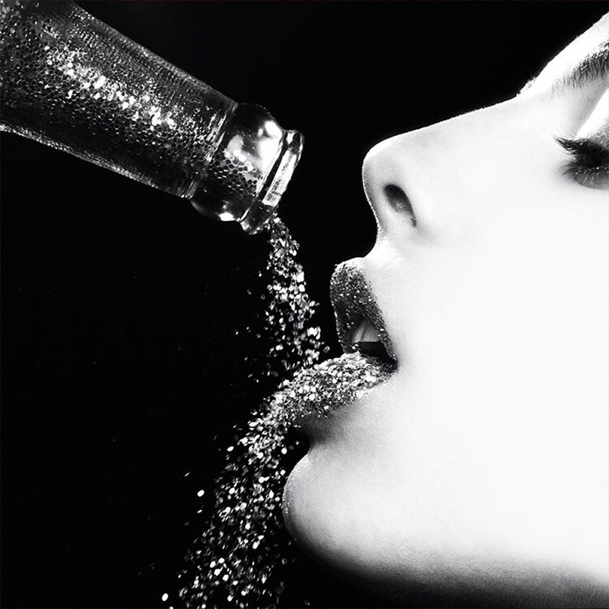 Glitter Cola
