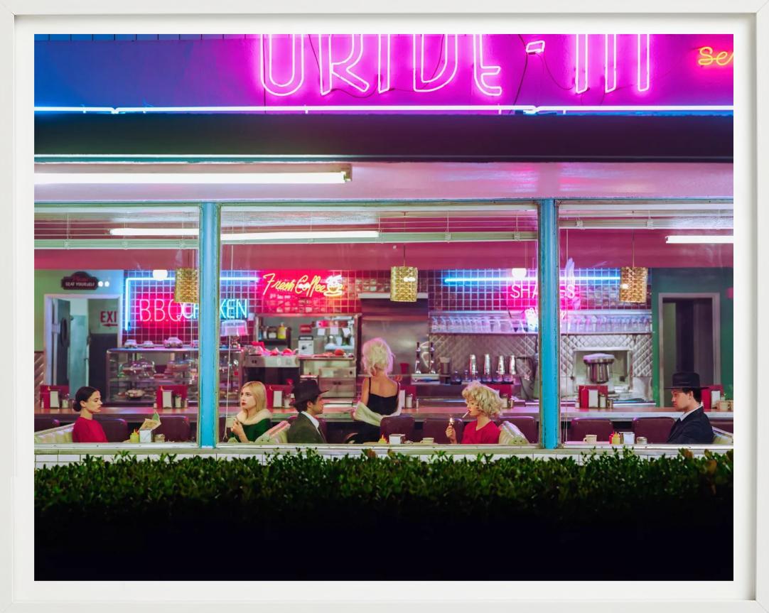 The Diner, photographie d'art, 2025 - Photograph de Tyler Shields