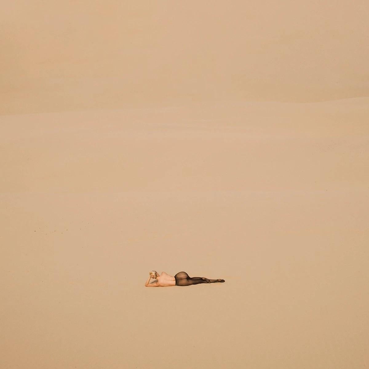 La chica del desierto por Tyler Shields en venta 1
