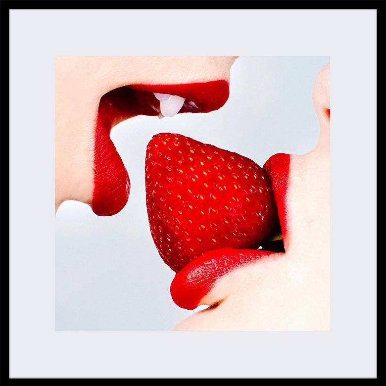 Triptychon Indulgence-Serie von Tyler Shields (Fotografie gerahmt) im Angebot 7