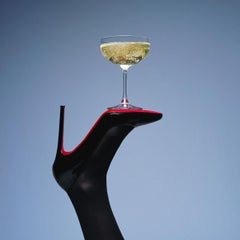 Tyler Shields - Champagner High Heel, Fotografie 2021, Nachgedruckt