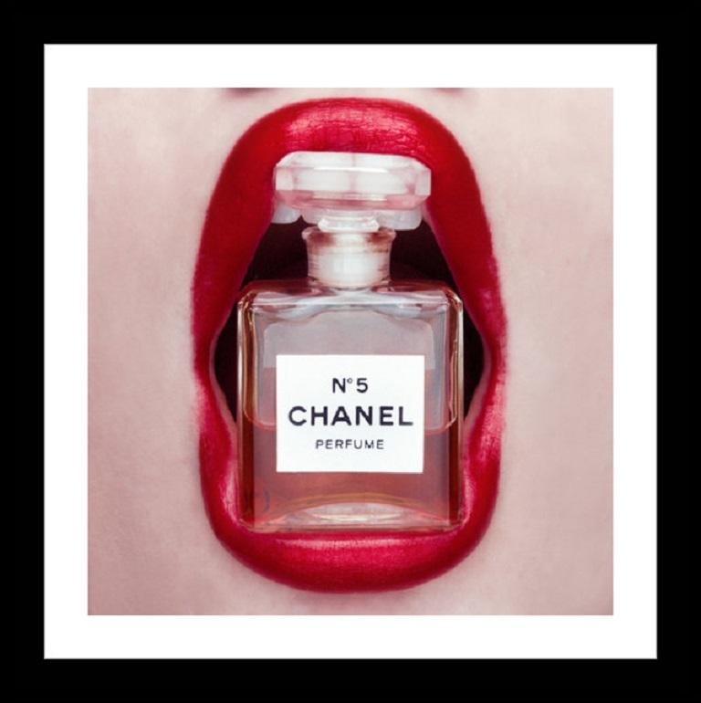 Tyler Shields - Boca de Chanel I, Fotografía 2016, Impresión posterior 1