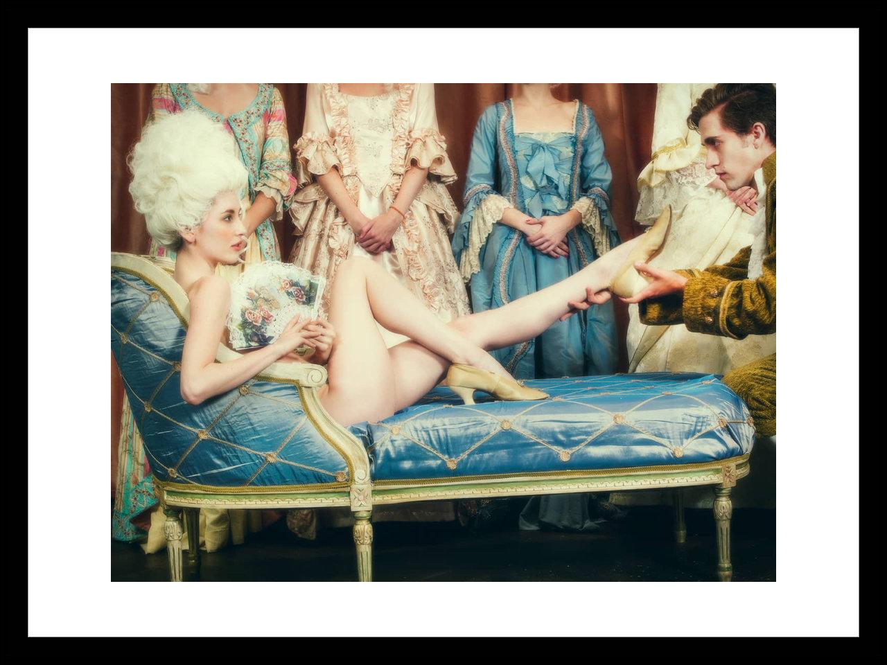 Tyler Shields - Heir To The Throne, Fotografie 2015, gedruckt nach im Angebot 1