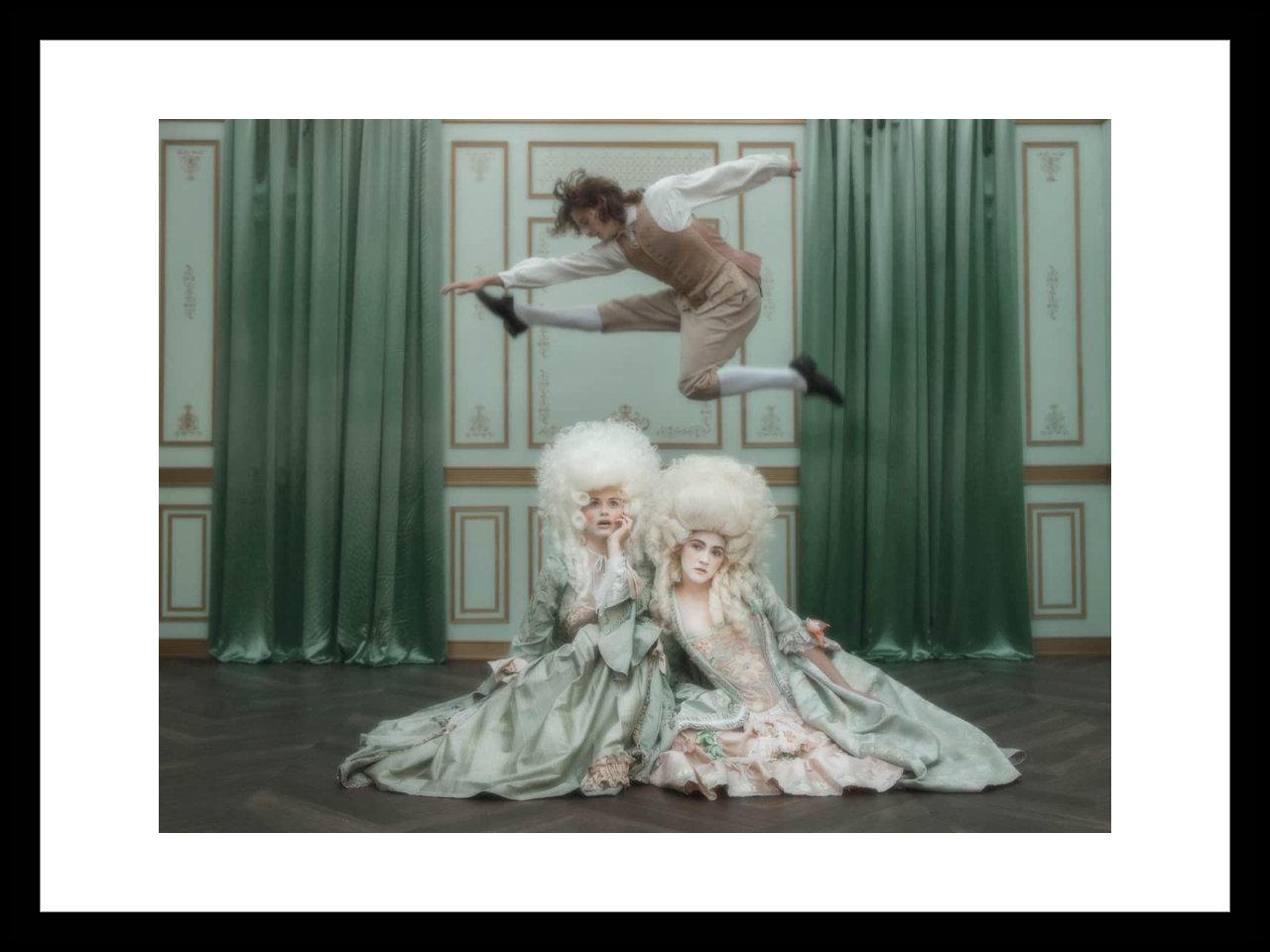 Tyler Shields - Sprung, Fotografie 2015, Nachgedruckt im Angebot 1