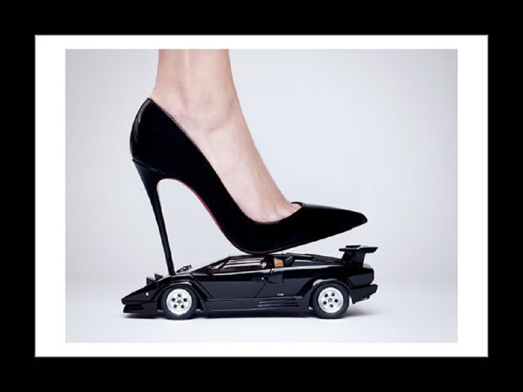 Tyler Shields - Lamborghini High Heel, Fotografie 2016, Nachgedruckt im Angebot 1