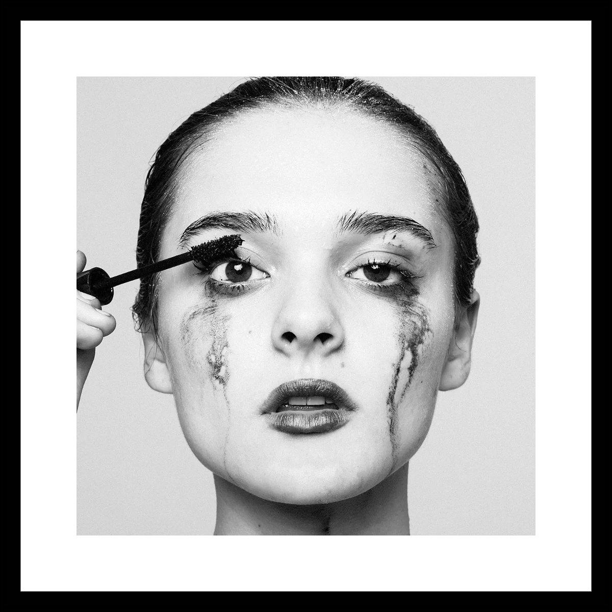 Tyler Shields - Wimperntusche, Fotografie 2017, Nachgedruckt 1
