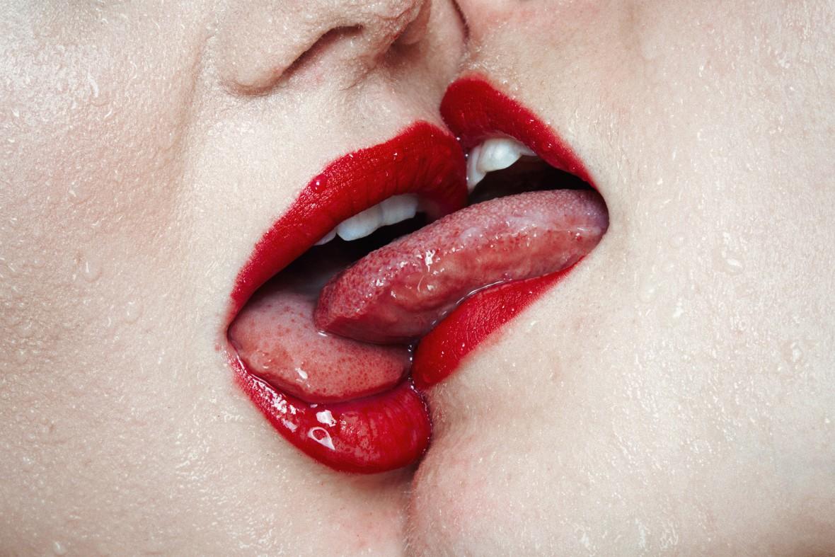 Tyler Shields - Mouths Kissing, Photography 2017, Printed After