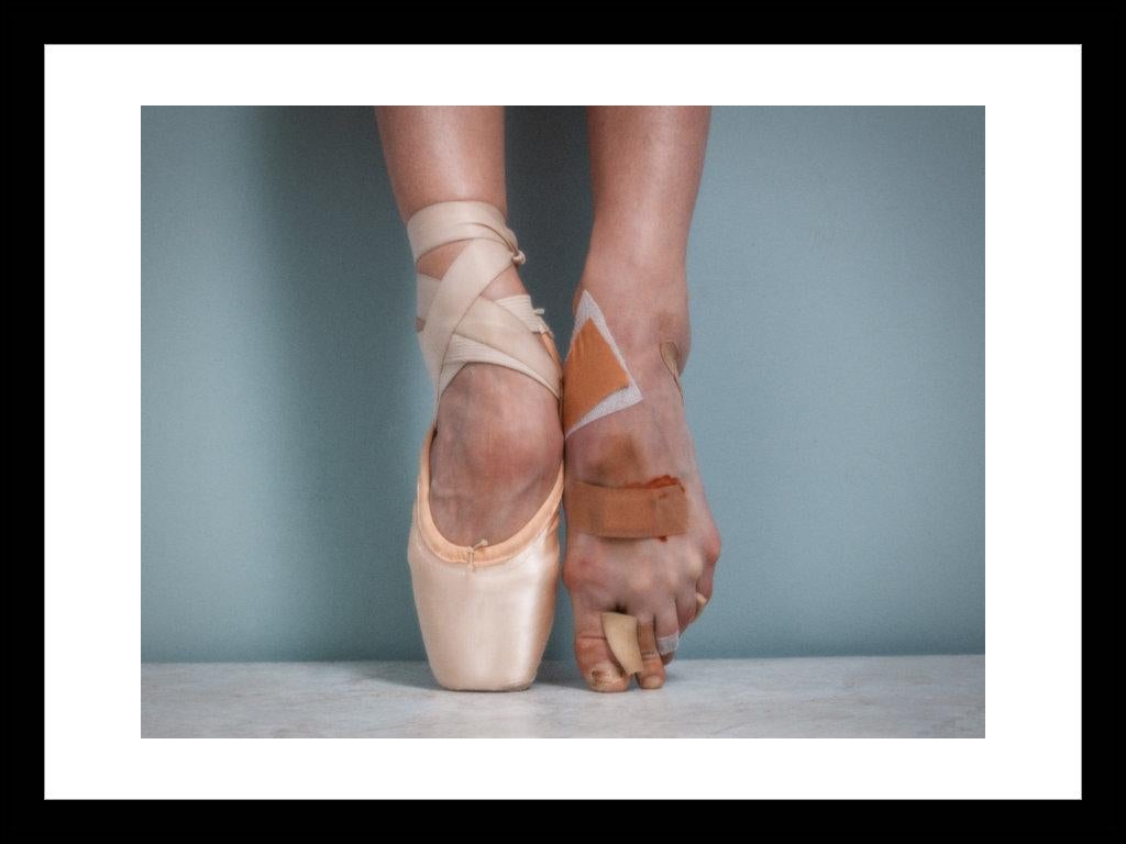 Tyler Shields - Pointe, Fotografía 2014, Impresión posterior 1