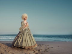 Tyler Shields - Gelassenheit, Fotografie 2015, Nachgedruckt