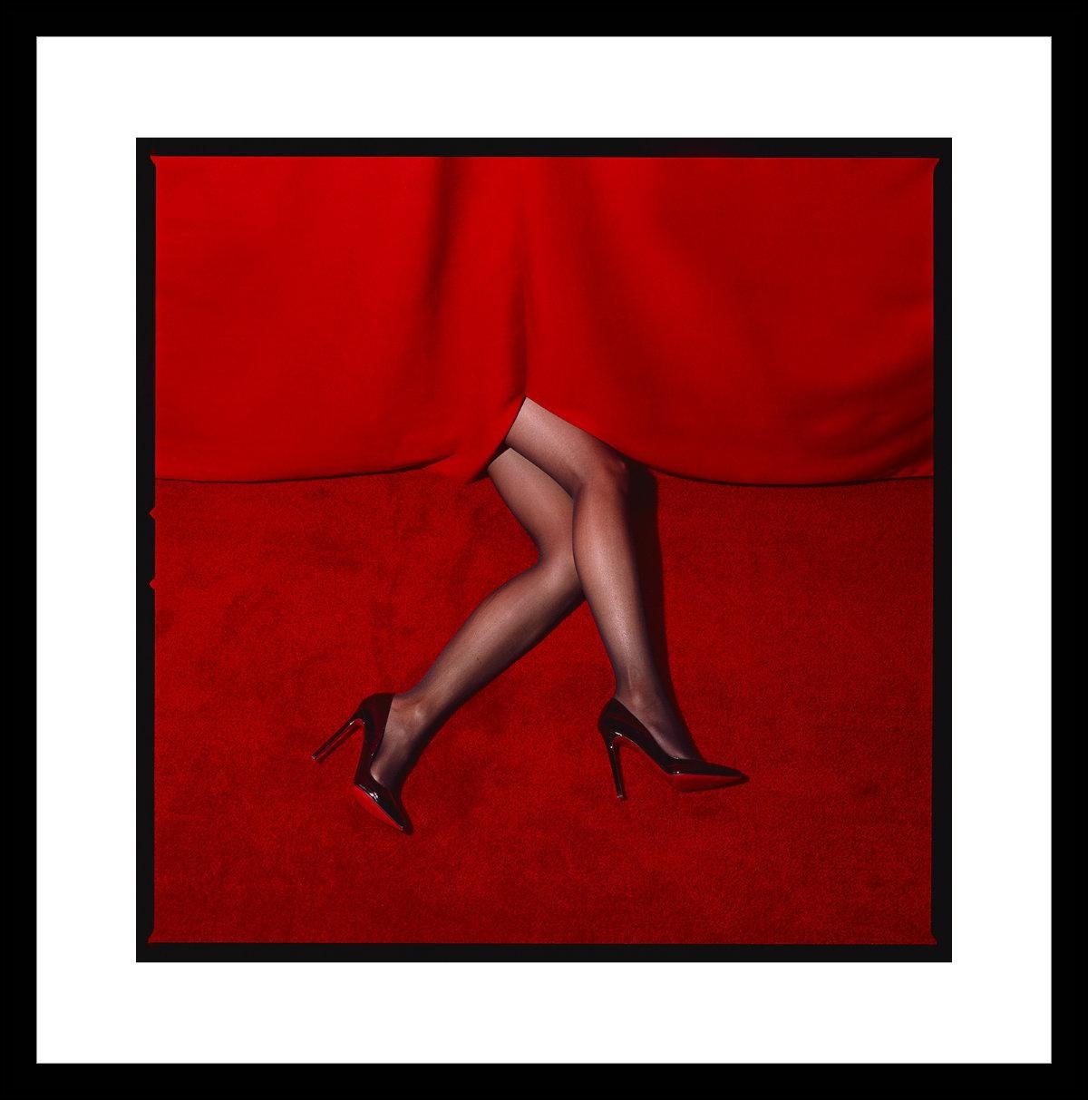 Tyler Shields - Piernas rojas, Fotografía 2020, Impresión posterior 1