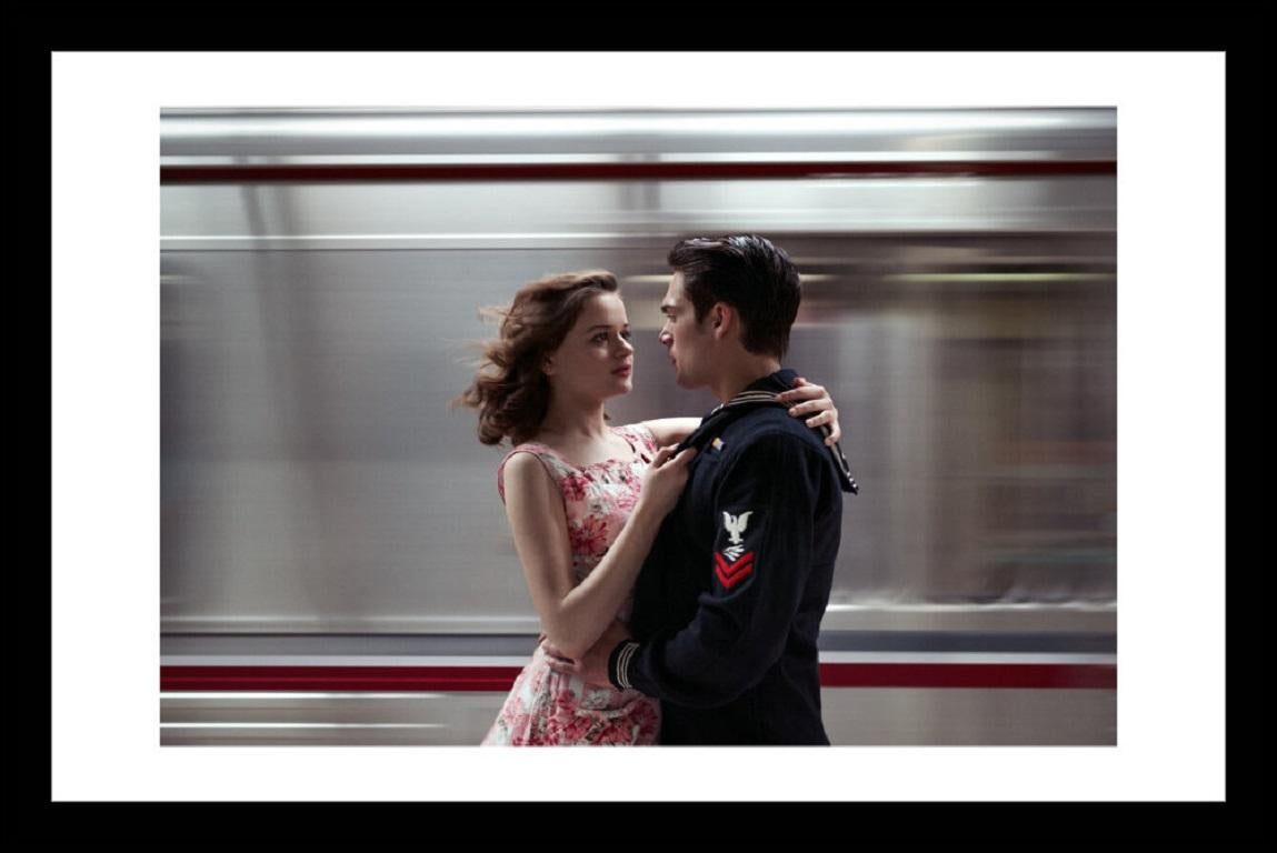 Tyler Shields - Soldier's Kiss, Fotografie 2016, Nachgedruckt im Angebot 1