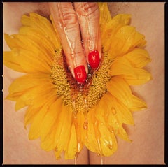 Tyler Shields - Girasole, Fotografia 2019, Stampato Dopo