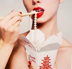 Tyler Shields - Perle da togliere, Fotografia 2018, Stampato Dopo