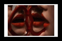 Tyler Shields - La bocca nello specchio, Fotografia 2015, Stampato Dopo