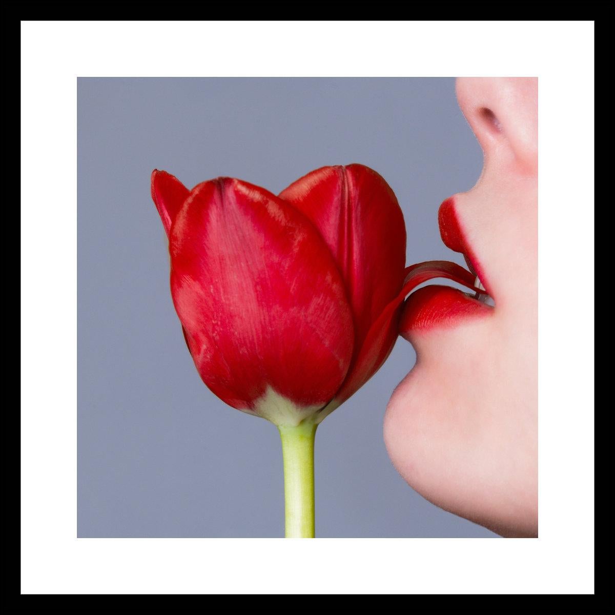 Tyler Shields - Tulipán, Fotografía 2018, Impresión posterior en venta 1