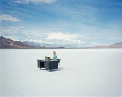 Tyler Shields - Máquina de escribir, Fotografía 2018, Impresión posterior