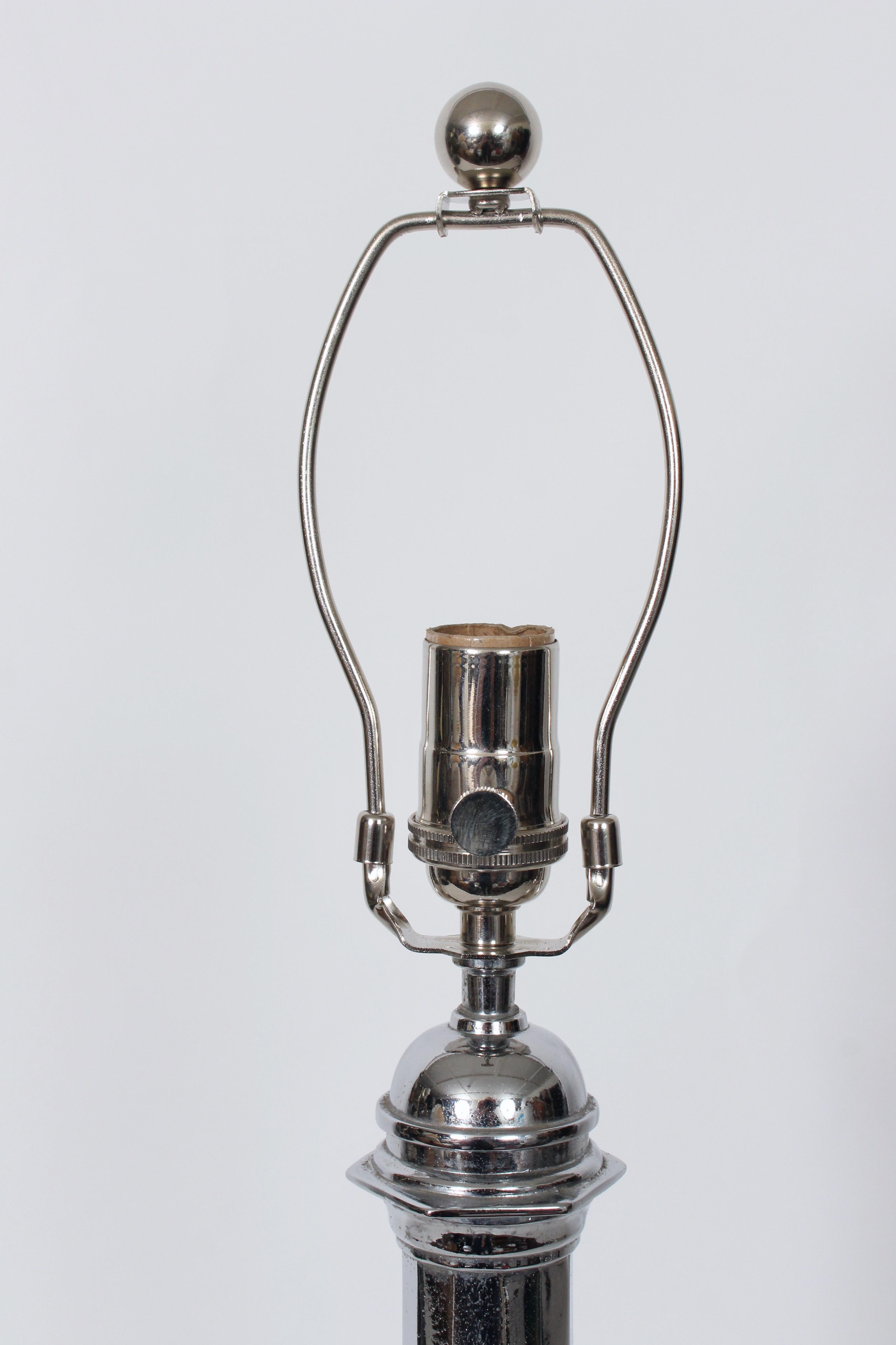 Tyndale Chrome Dodecagon Column Table Lamp en vente 3