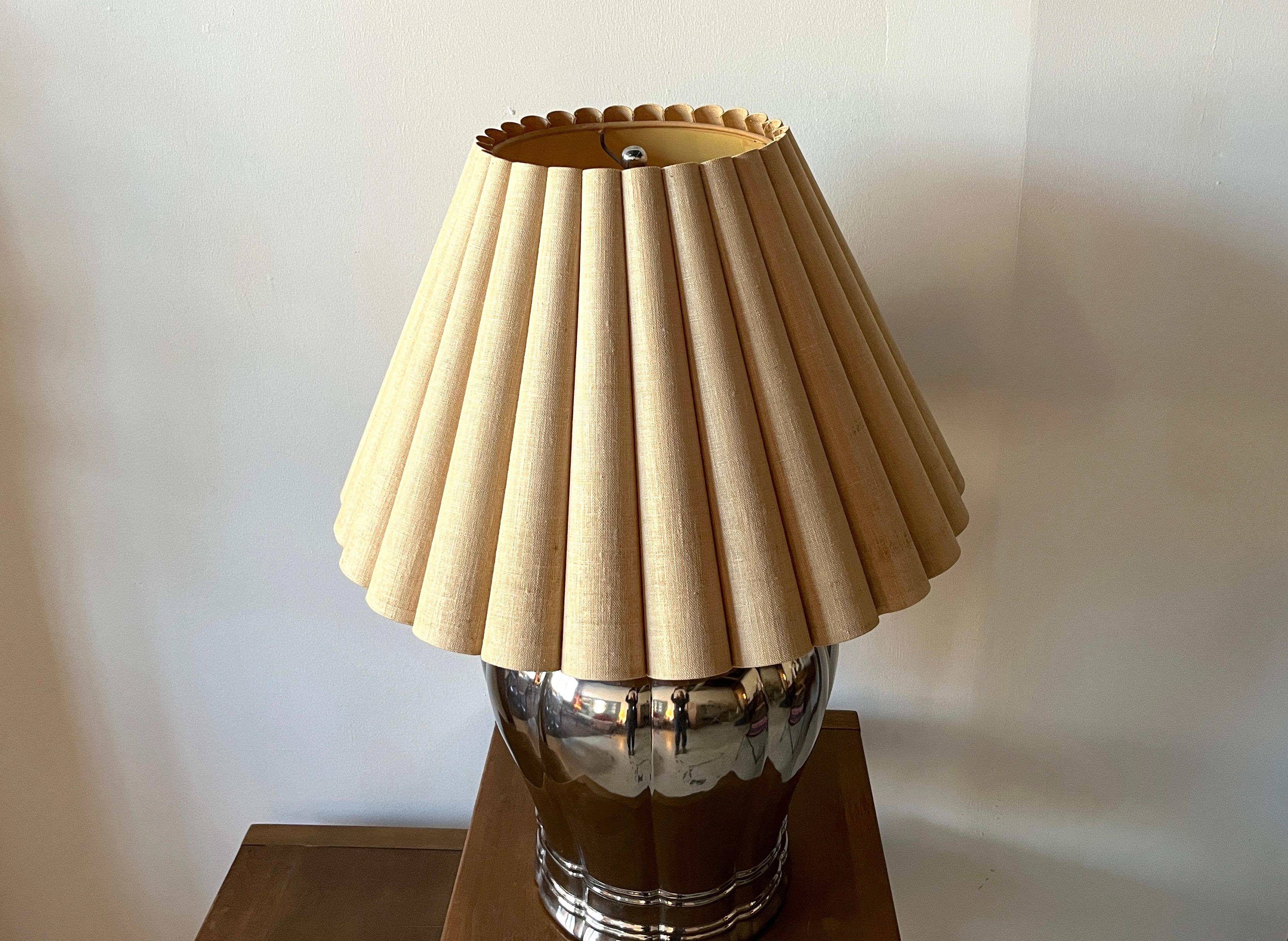 Mid-Century Modern Tyndale Midcentury American Silver Mercury Glass Bulbous Ginger Jar Table Lamp