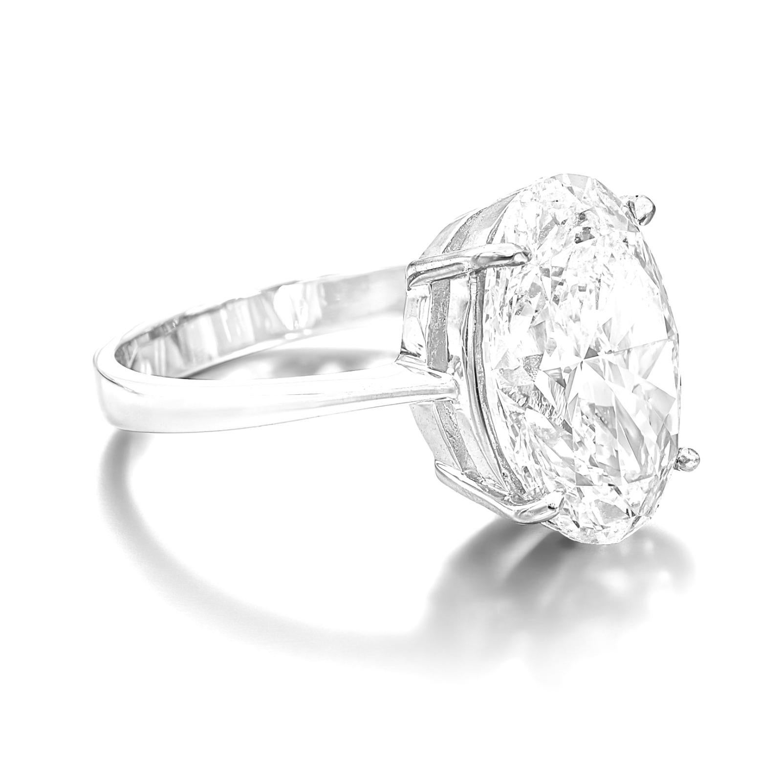 Contemporary GIA Certified 5.03 Carat Oval Cut Diamond D Color VVS2 Clarity in 18K White Gold For Sale