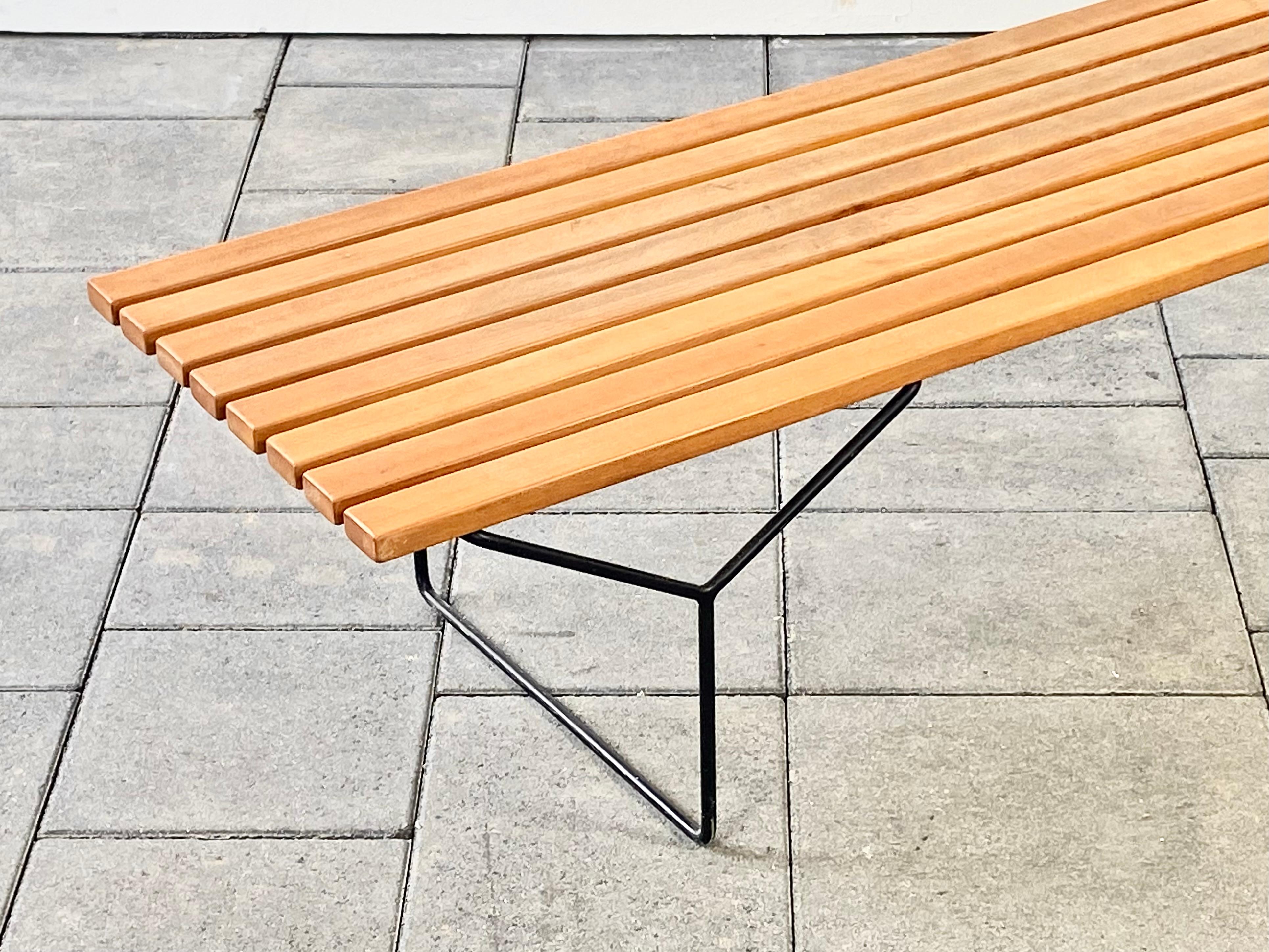 Type 400 slat bench designed by Harry Bertoia for Knoll International 1952 7