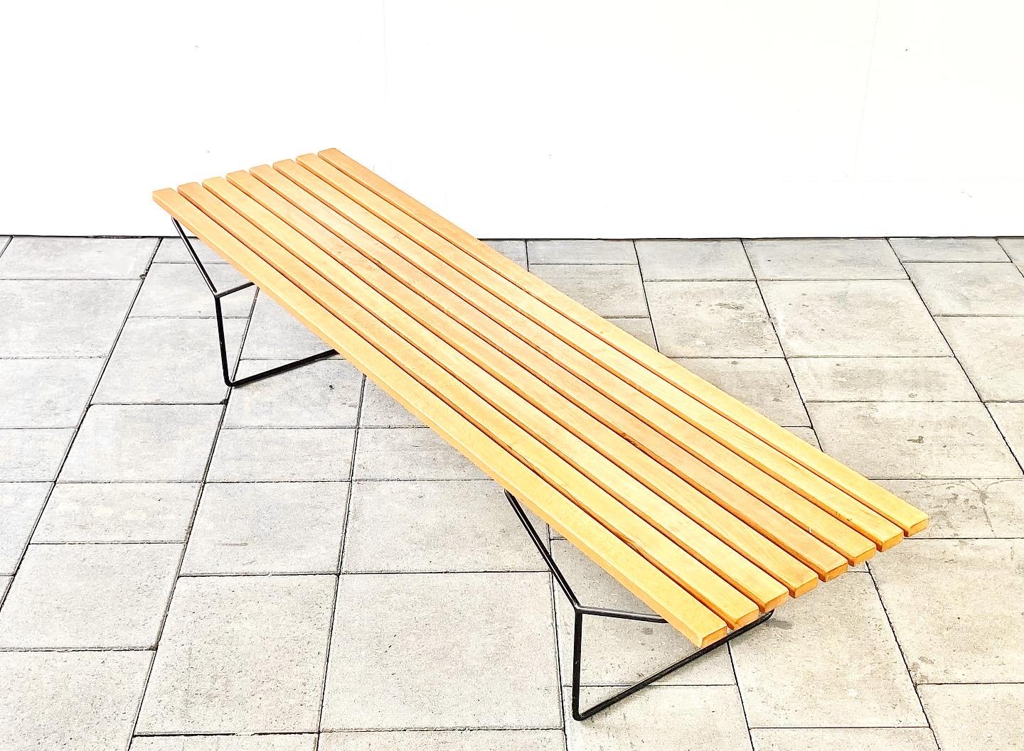 Type 400 slat bench designed by Harry Bertoia for Knoll International 1952 2