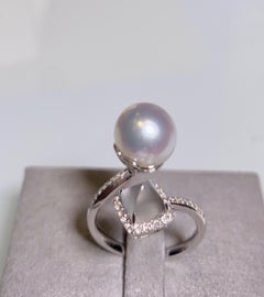 Type A Natural Jadeite Jade, South Sea Pearl and Diamond Ring in 18k White Gold