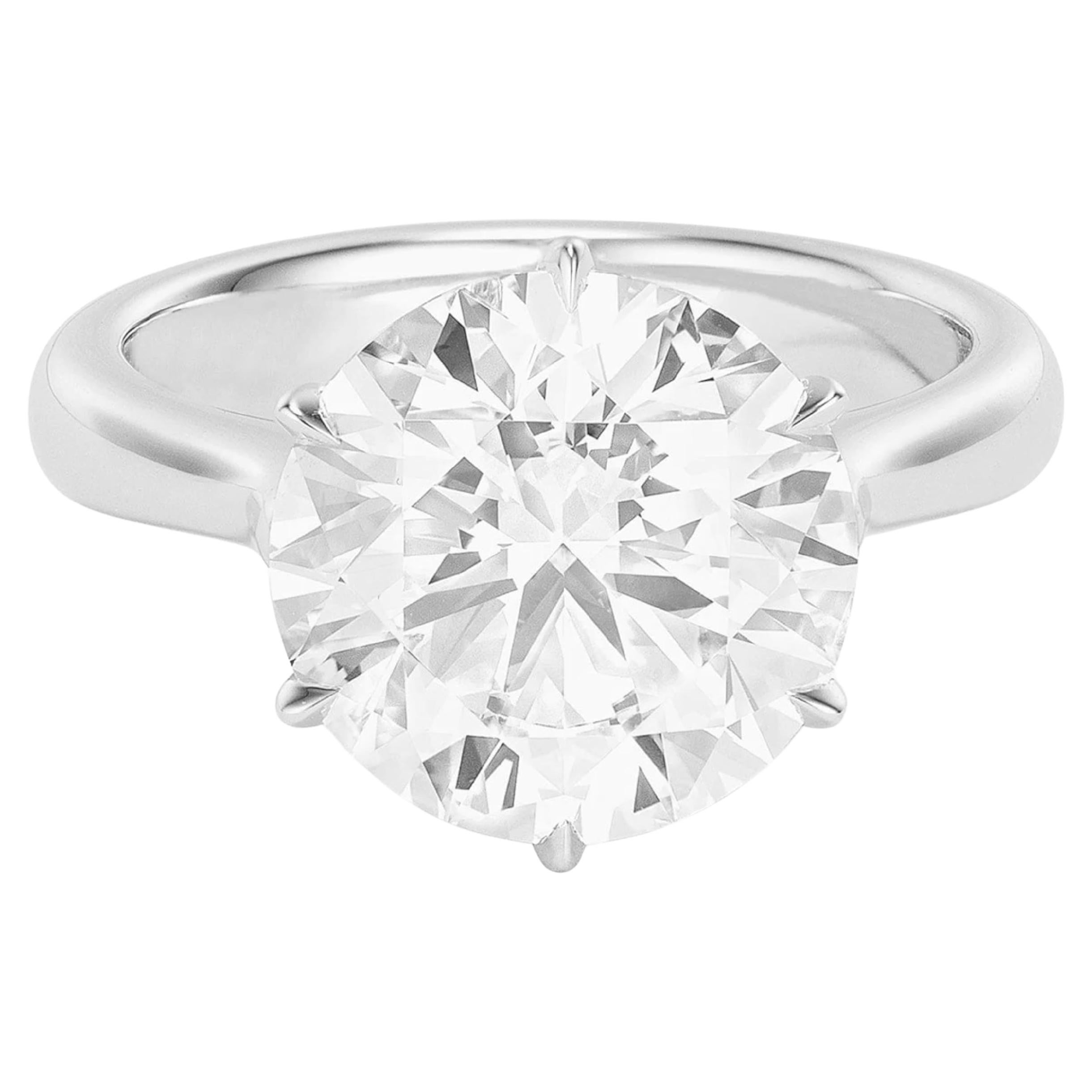 Exceptional GIA Certified 5.70 Carat Round Cut Diamond D Color VVS1 Clarity For Sale